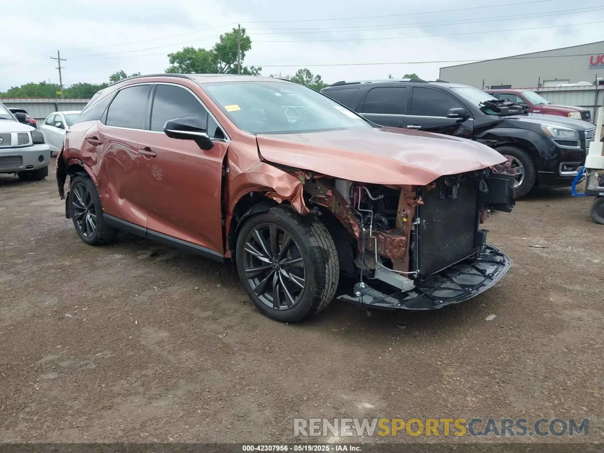1 Photograph of a damaged car 2T2BAMCA7RC054055 LEXUS RX 350 2024