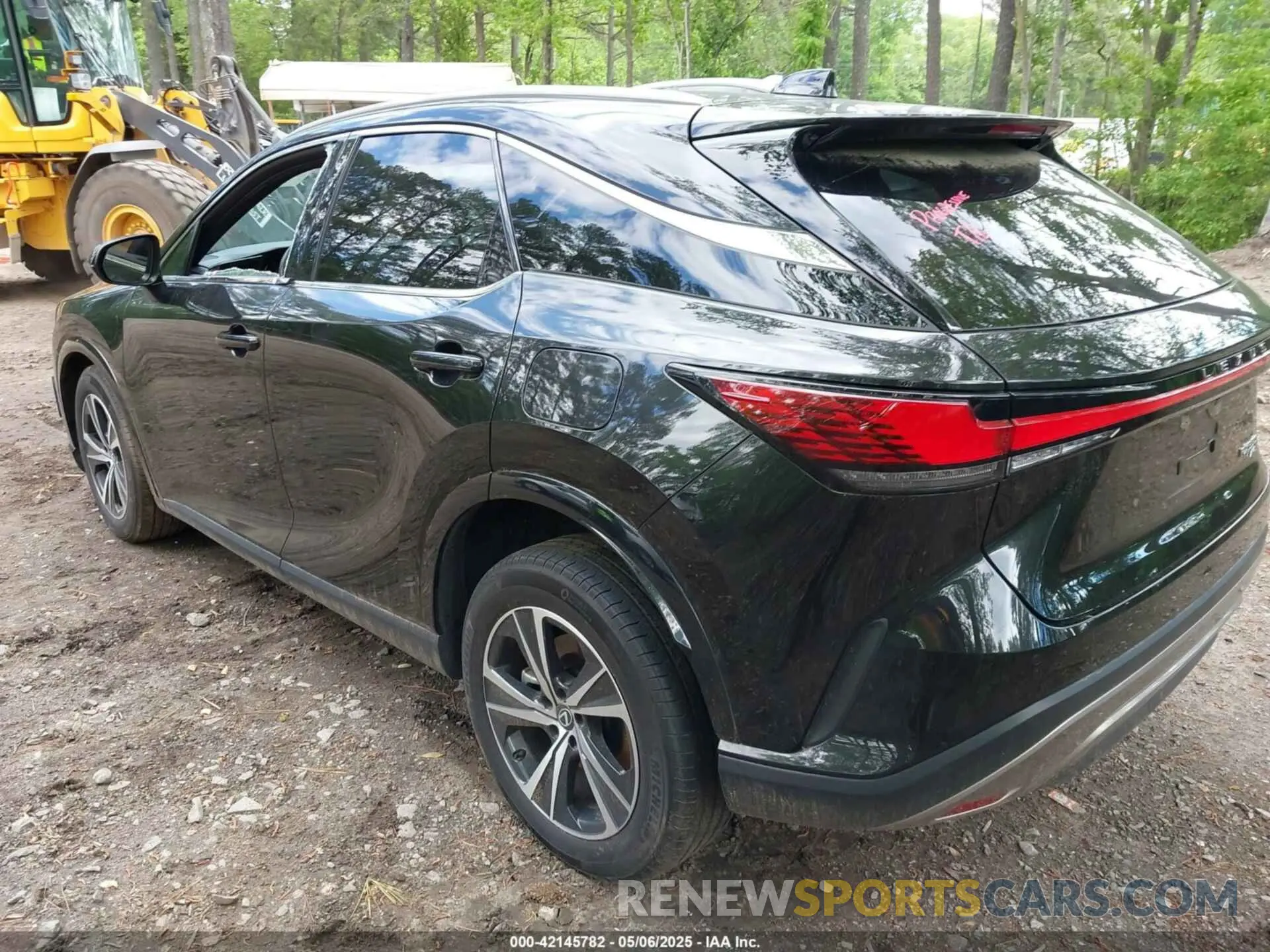 3 Photograph of a damaged car 2T2BAMCAXRC038674 LEXUS RX 350 2024