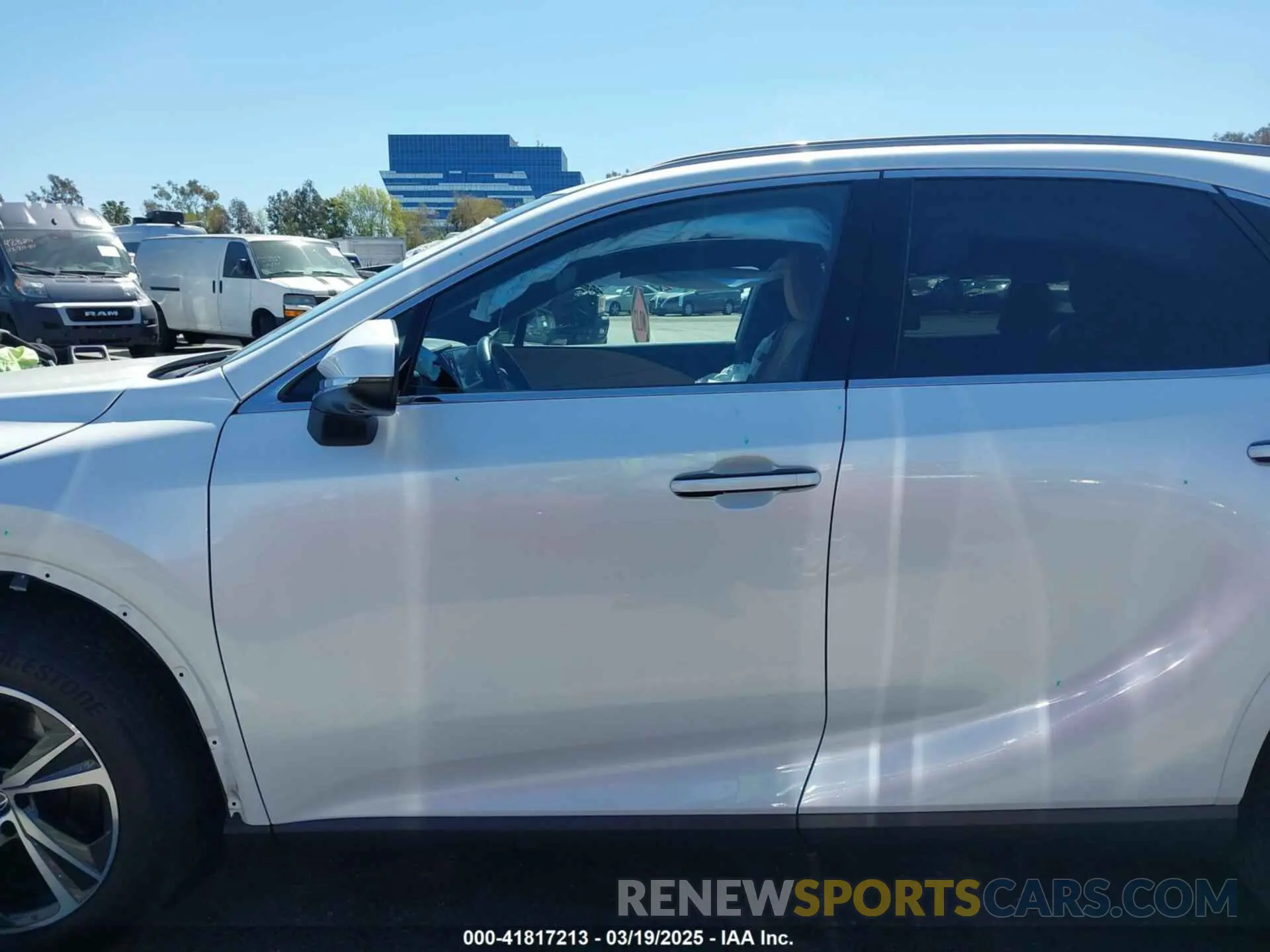 15 Photograph of a damaged car JTJCHMAA9R2013137 LEXUS RX 350 2024