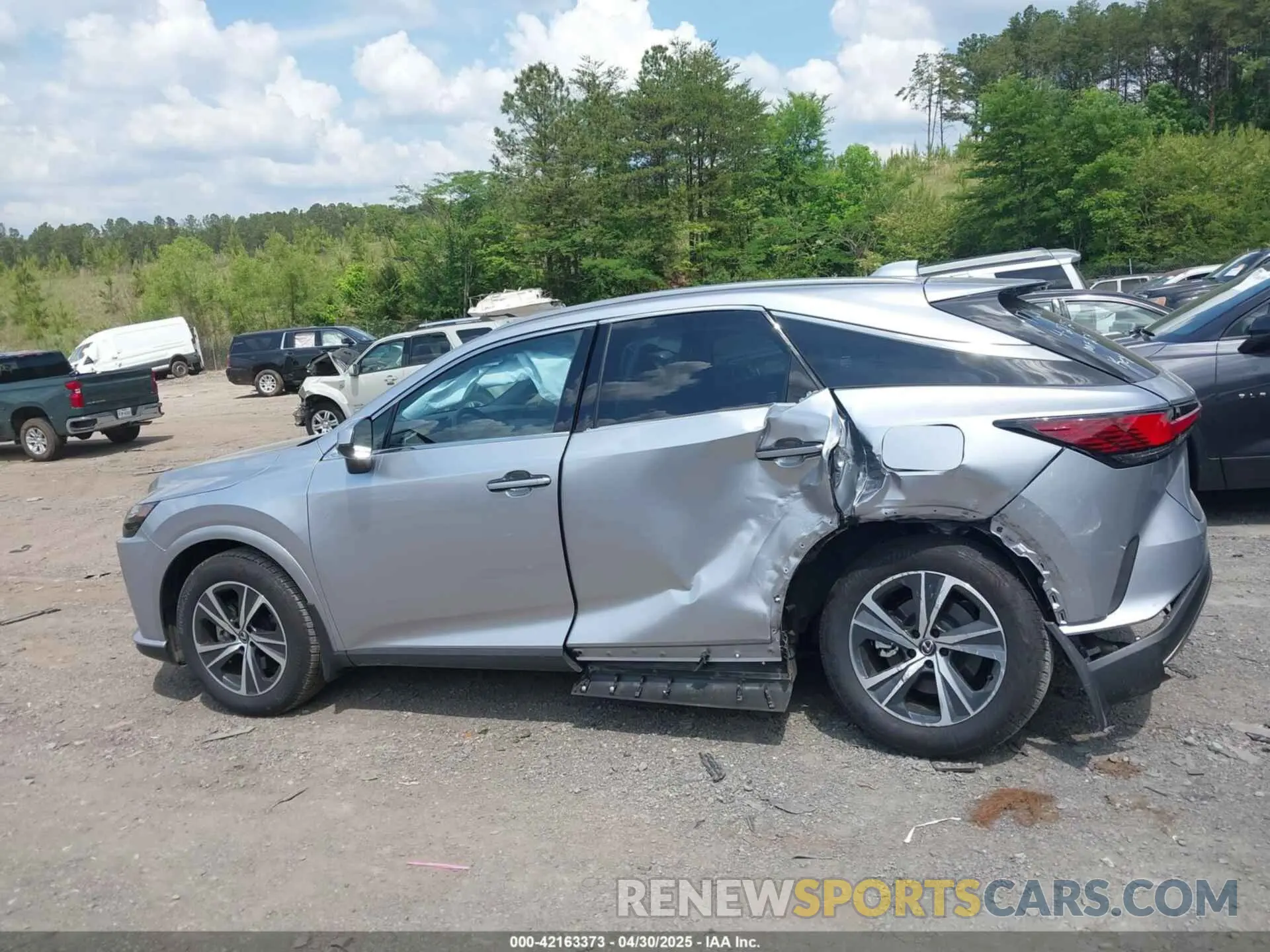 14 Photograph of a damaged car JTJCHMAAXR2020243 LEXUS RX 350 2024