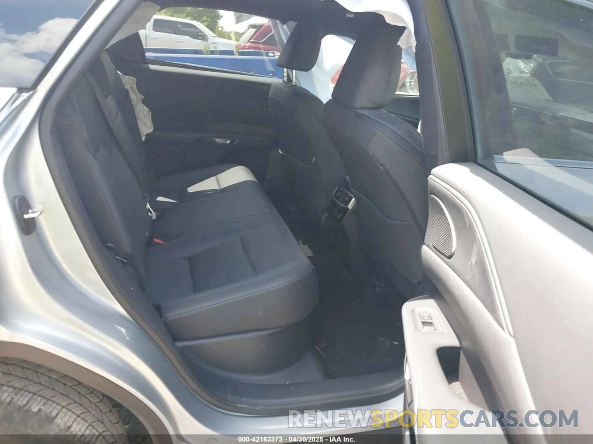 8 Photograph of a damaged car JTJCHMAAXR2020243 LEXUS RX 350 2024