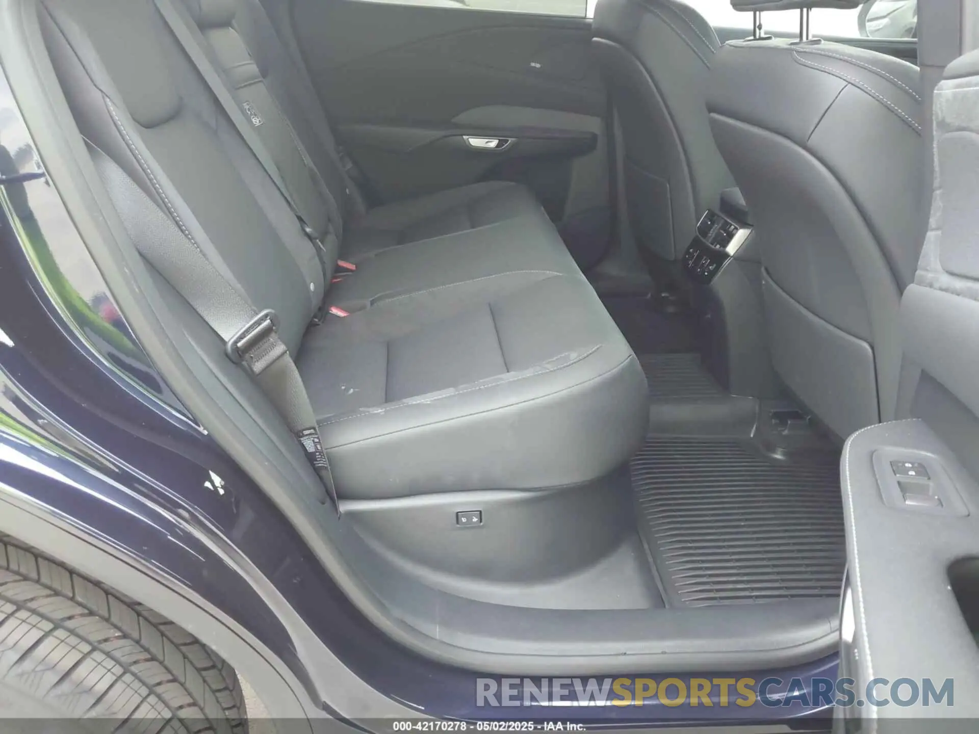 8 Photograph of a damaged car 2T2BAMBA0SC058567 LEXUS RX 350 2025