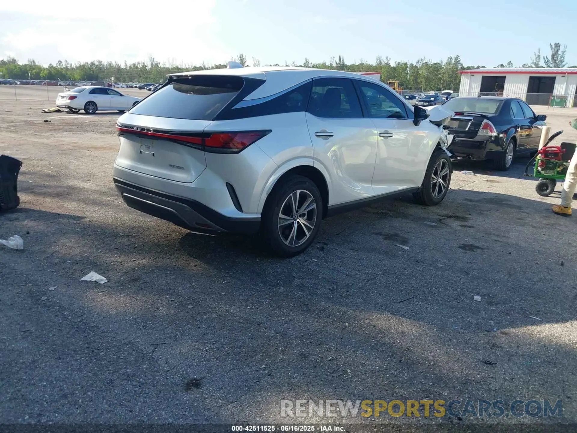 4 Photograph of a damaged car 2T2BAMBA6SC053549 LEXUS RX 350 2025