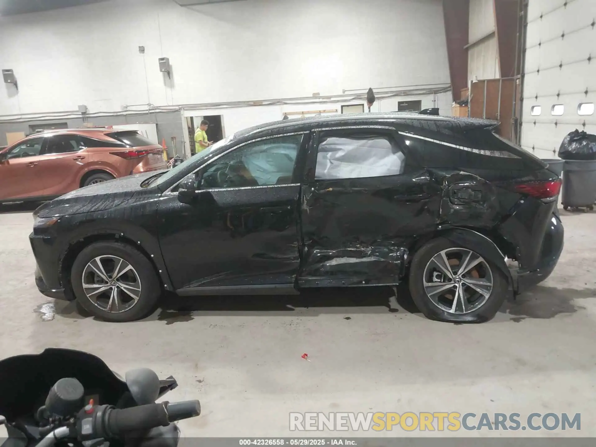 14 Photograph of a damaged car 2T2BAMCA6SC095265 LEXUS RX 350 2025