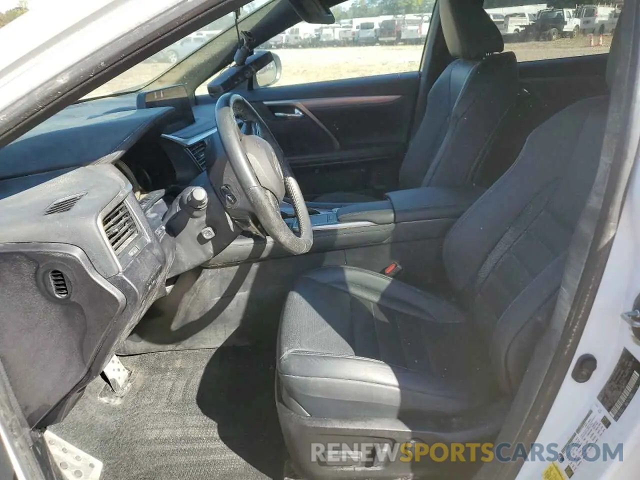 7 Photograph of a damaged car 2T2YZMDA3LC256688 LEXUS RX 350 F S 2020