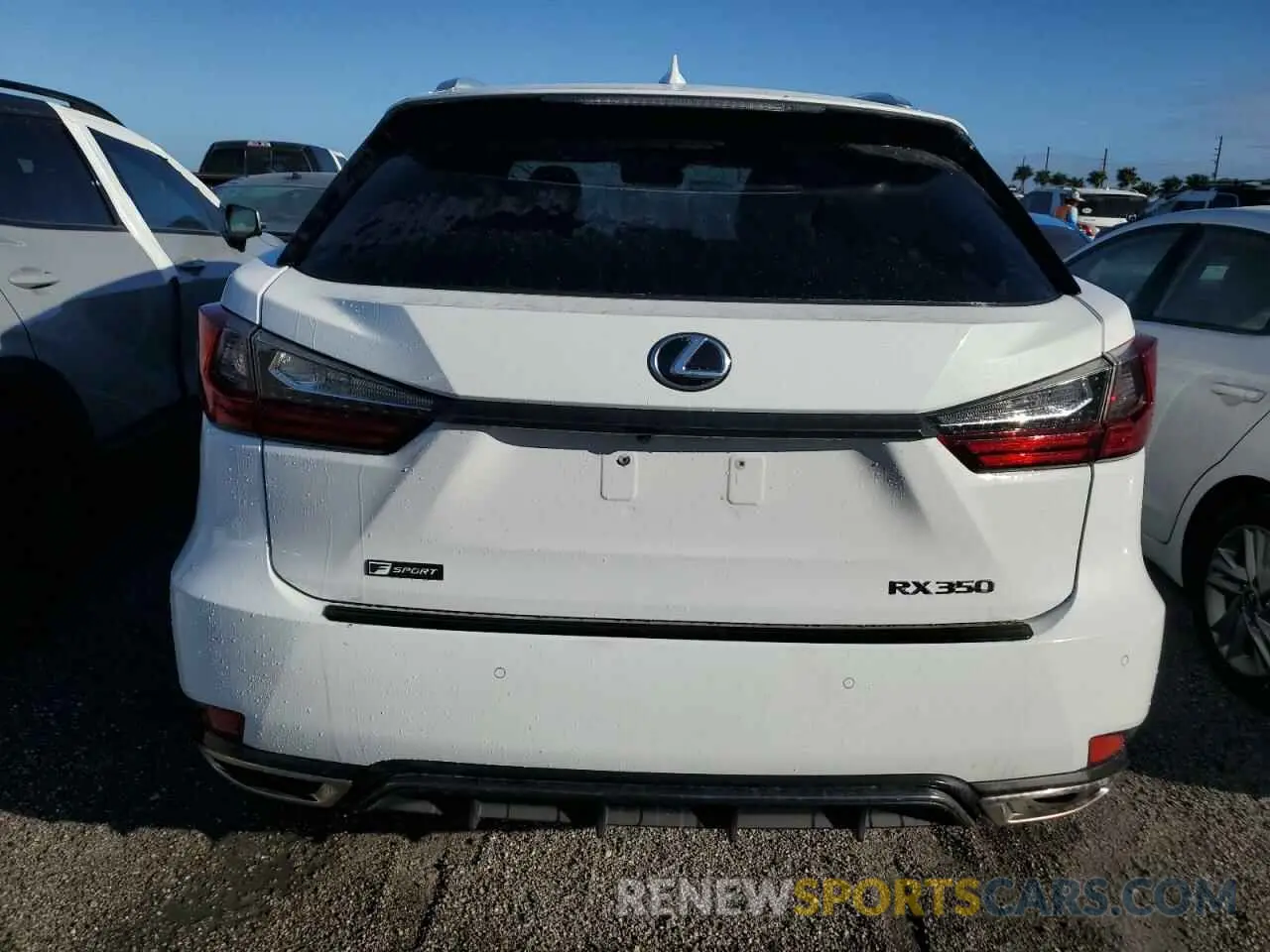 6 Photograph of a damaged car 2T2YZMDAXLC255179 LEXUS RX 350 F S 2020