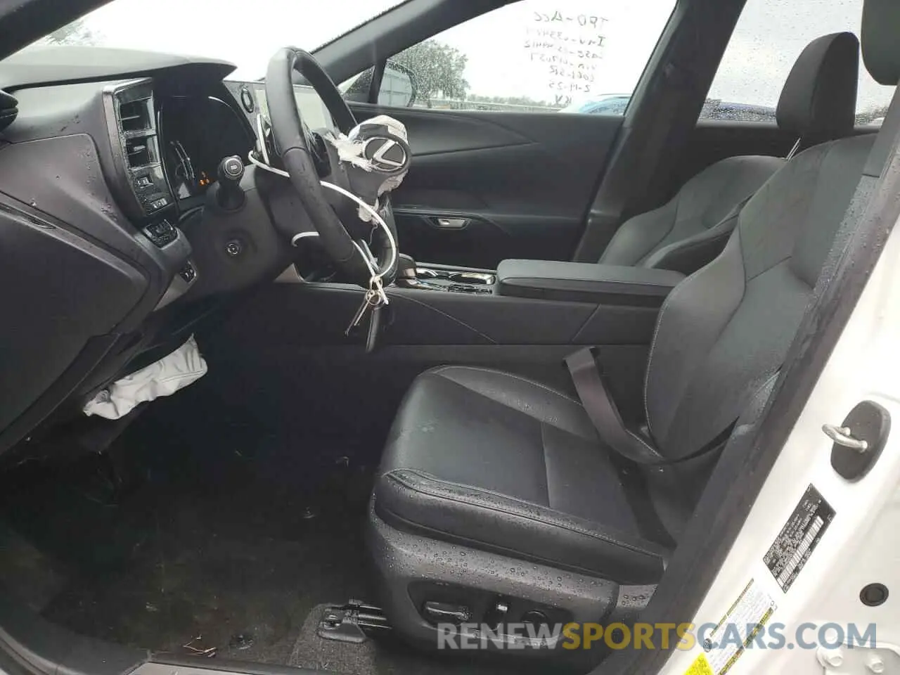 7 Photograph of a damaged car JTJCHMAA5R2017637 LEXUS RX 350 PRE 2024