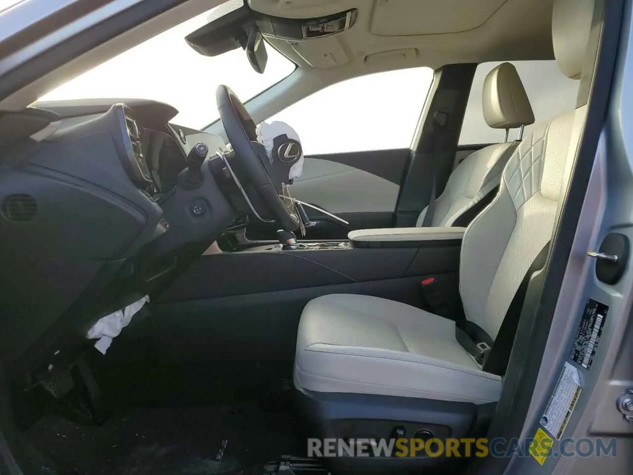 7 Photograph of a damaged car JTJCHMAA8R2013498 LEXUS RX 350 PRE 2024