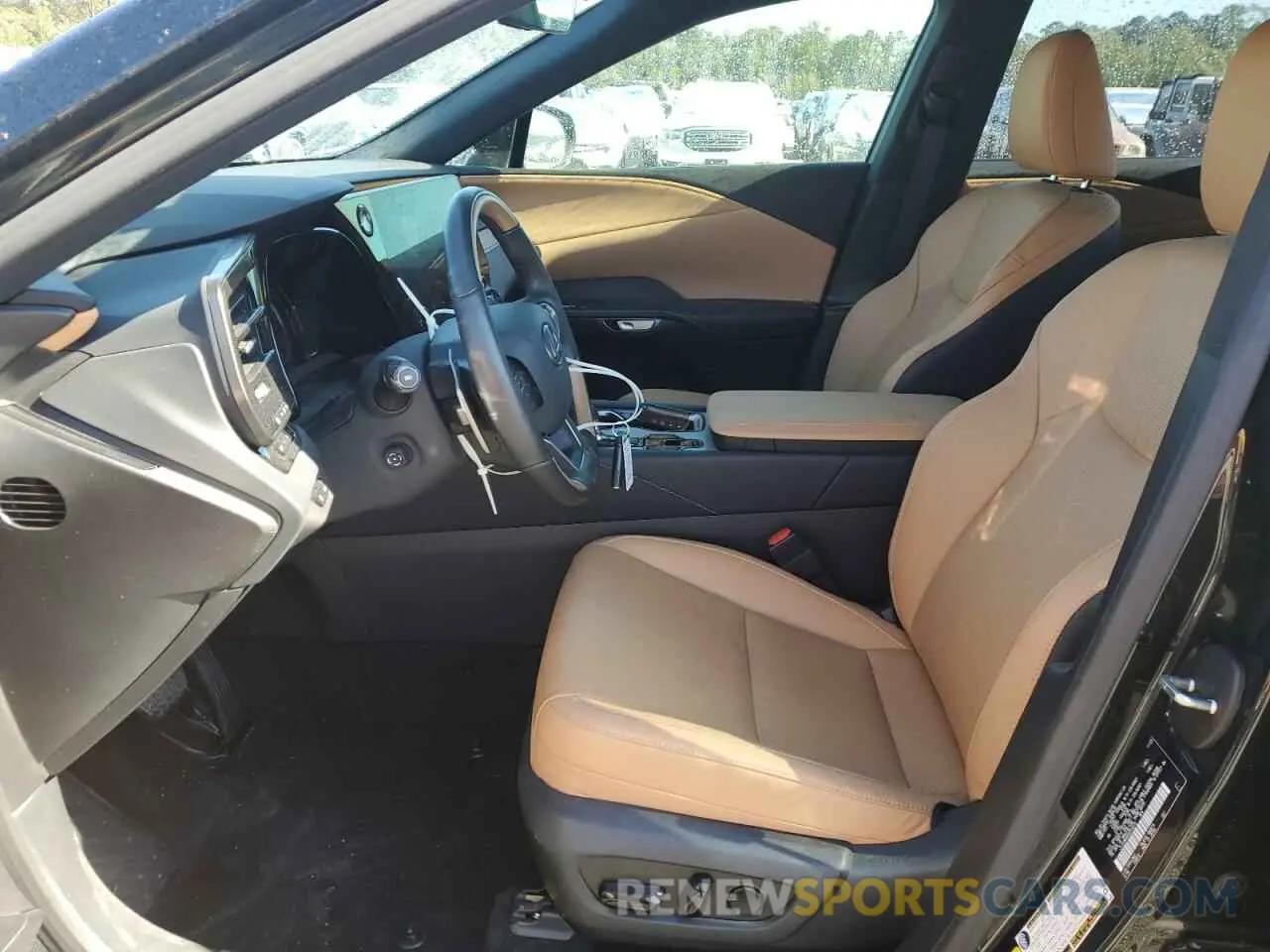 7 Photograph of a damaged car JTJCHMAA8R2016272 LEXUS RX 350 PRE 2024