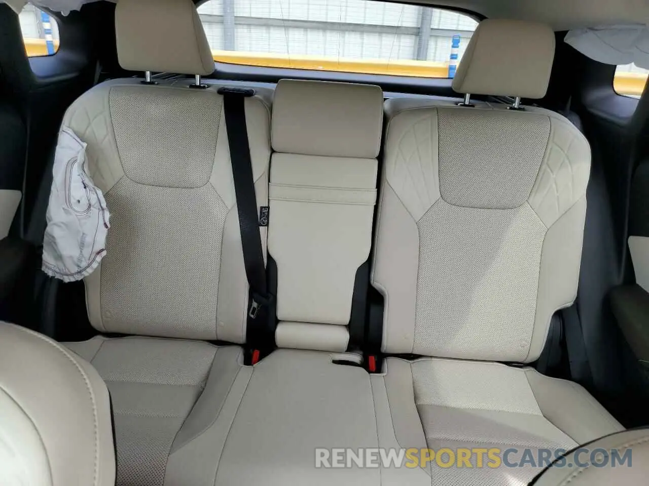 10 Photograph of a damaged car JTJCHMAAXR2018685 LEXUS RX 350 PRE 2024