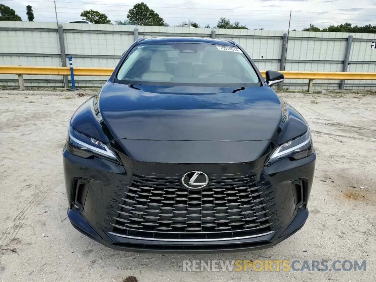 5 Photograph of a damaged car JTJCHMAAXR2018685 LEXUS RX 350 PRE 2024