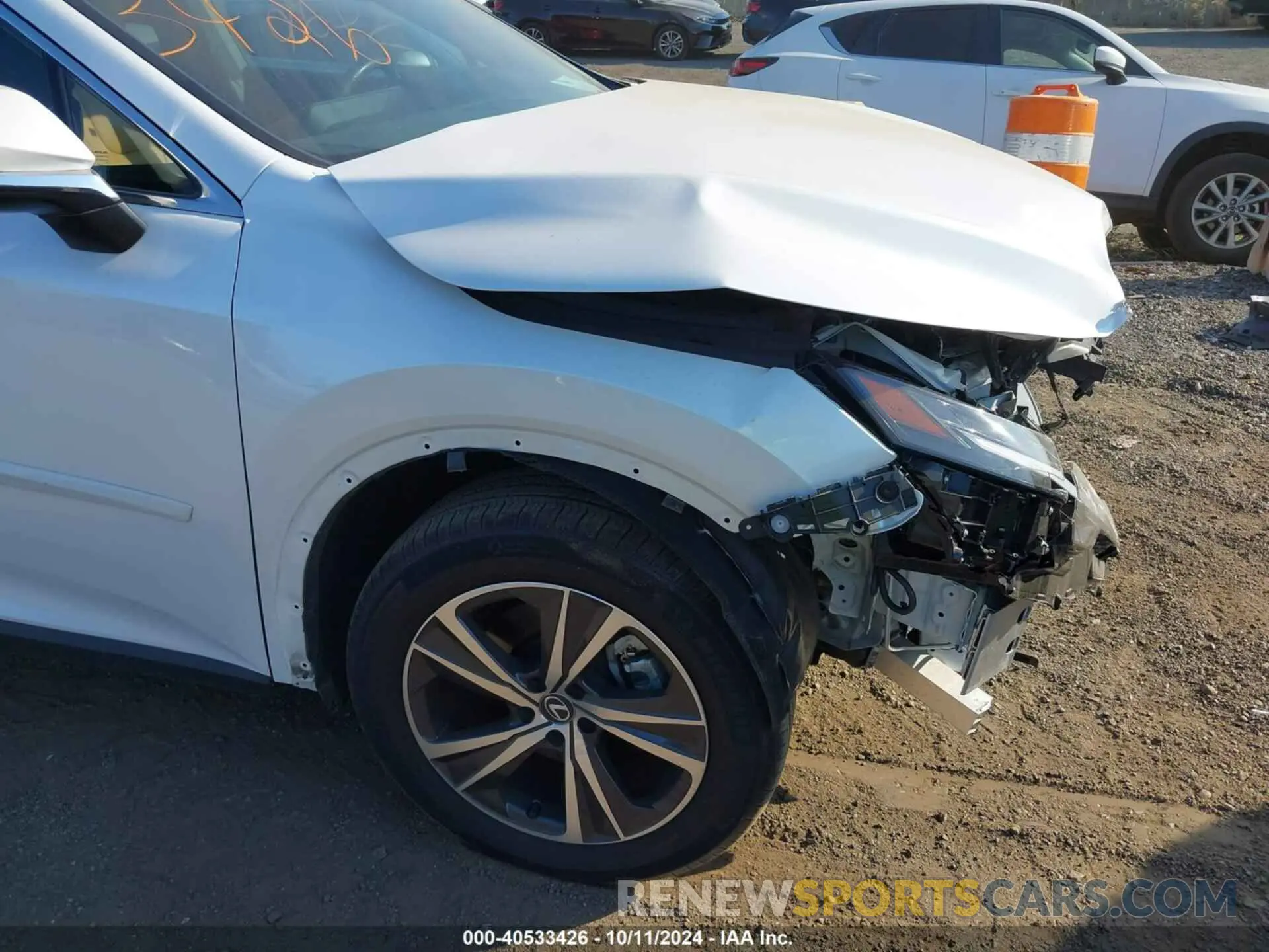 18 Photograph of a damaged car 2T2BBMCA0PC021568 LEXUS RX 350H 2023