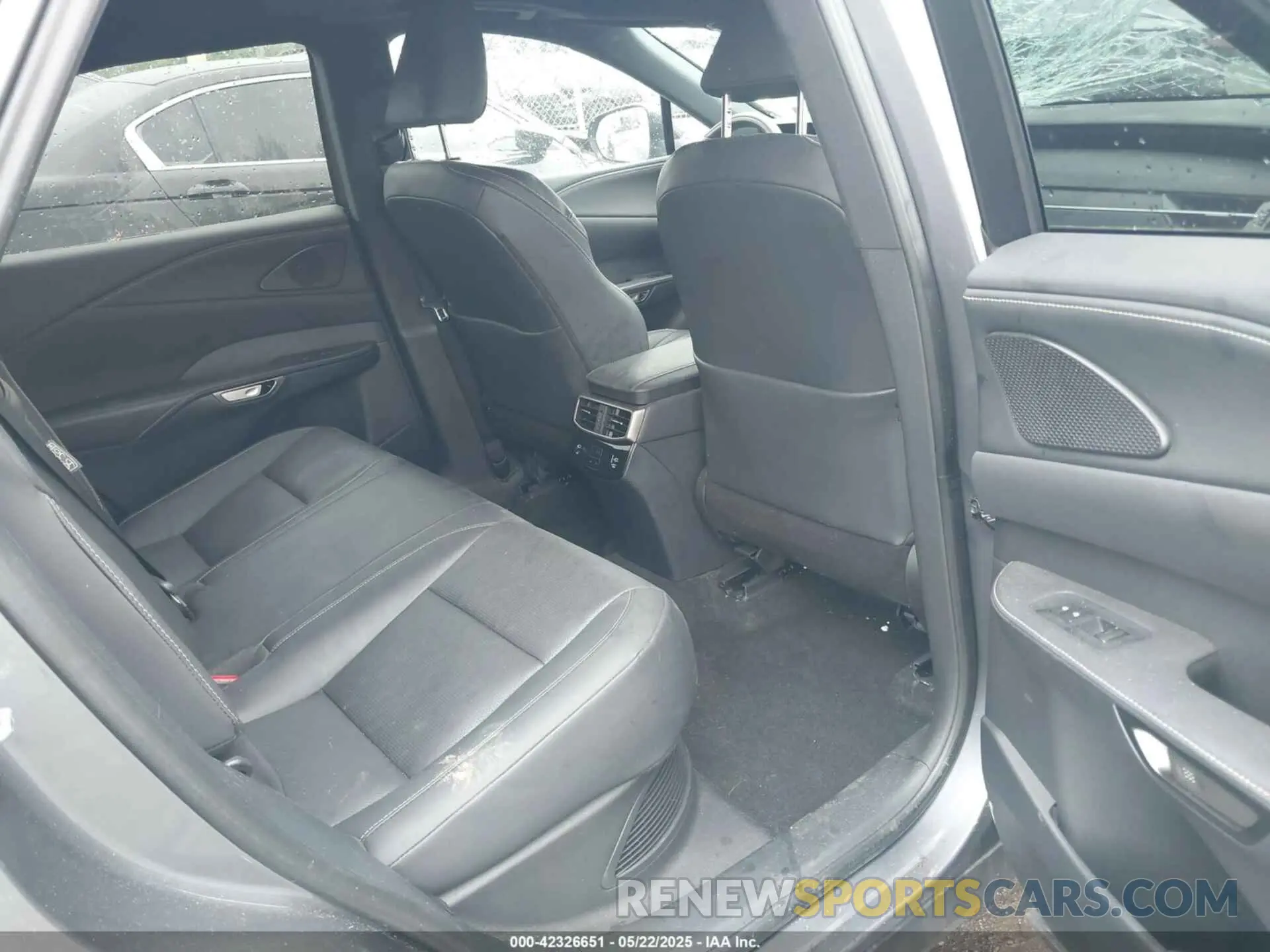 8 Photograph of a damaged car 2T2BBMCA2PC005680 LEXUS RX 350H 2023