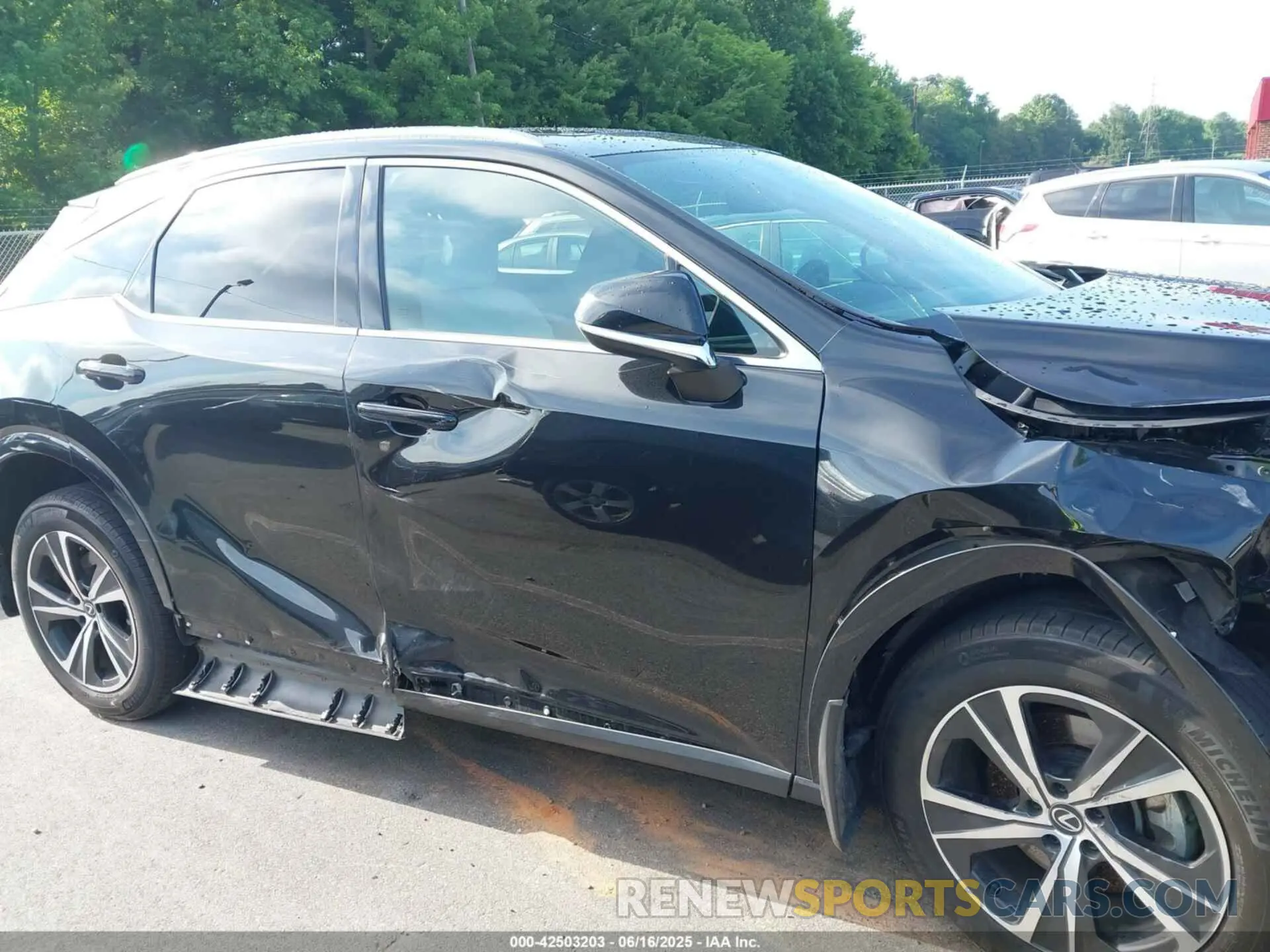 11 Photograph of a damaged car 2T2BBMCAXPC013056 LEXUS RX 350H 2023
