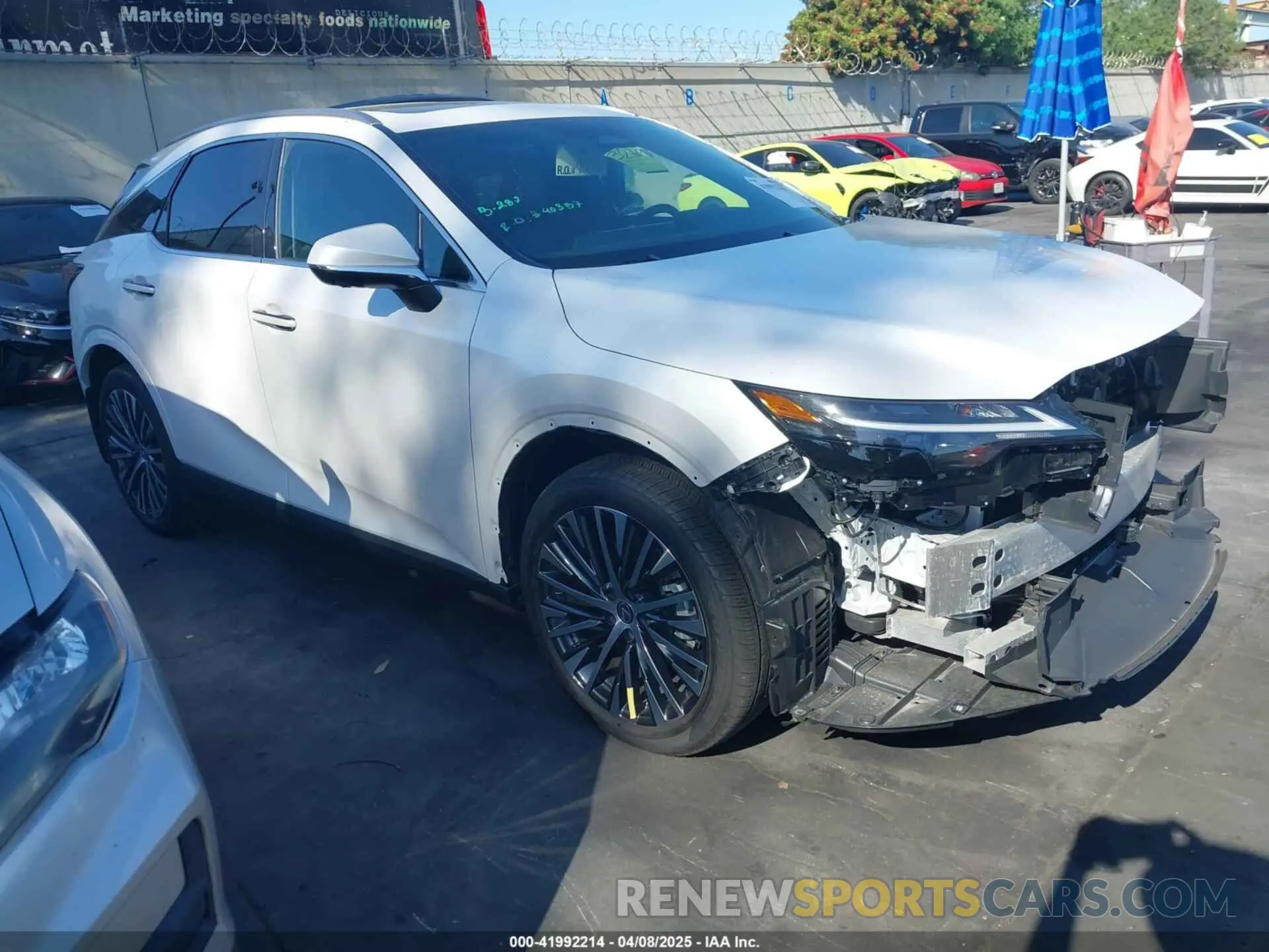 1 Photograph of a damaged car 2T2BBMCA0RC057103 LEXUS RX 350H 2024