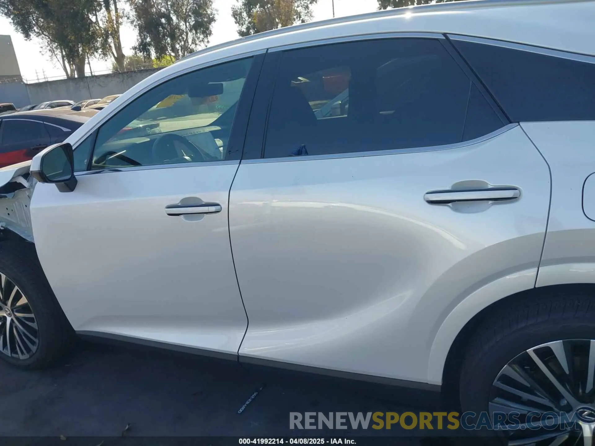 15 Photograph of a damaged car 2T2BBMCA0RC057103 LEXUS RX 350H 2024