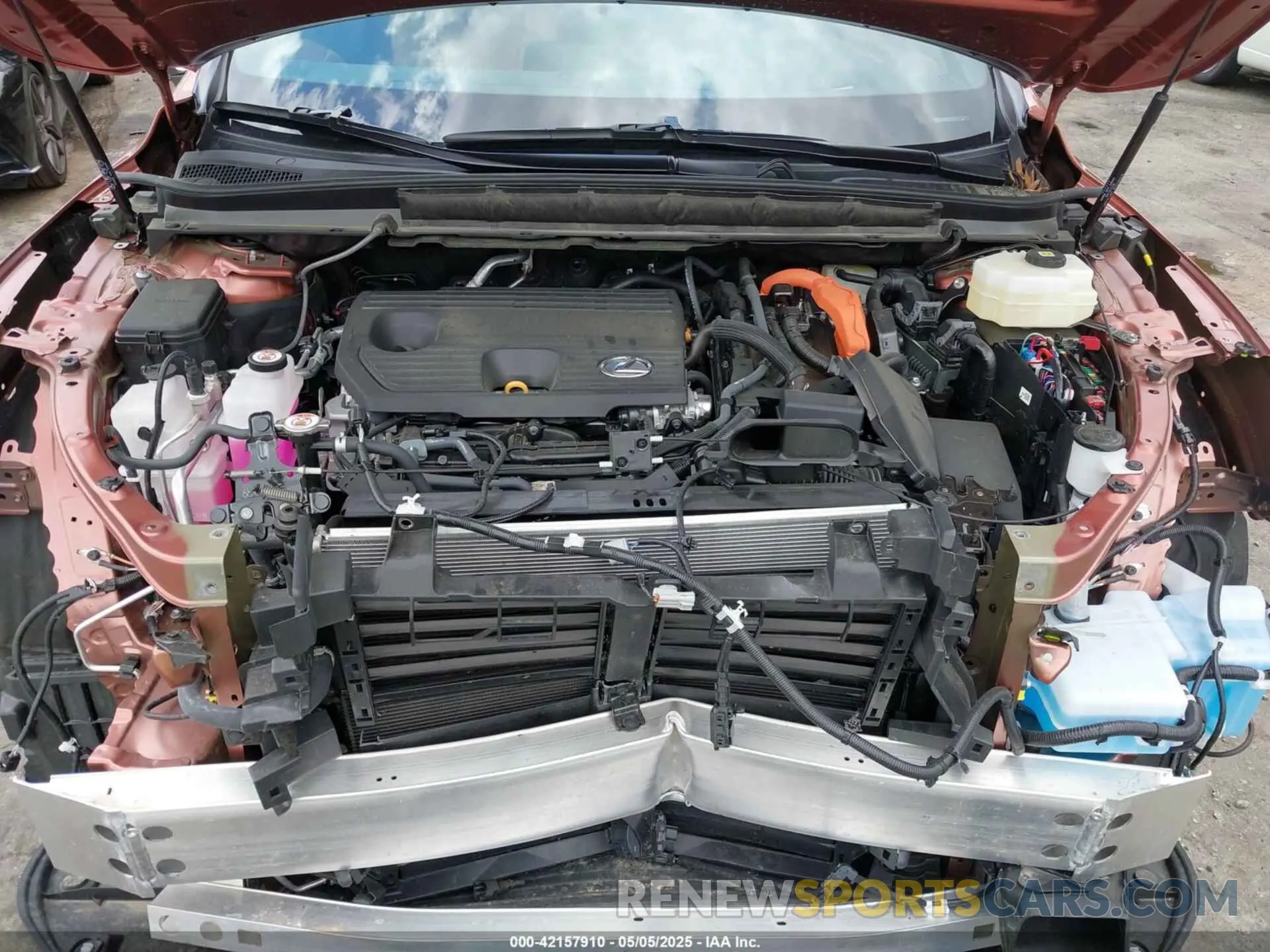 10 Photograph of a damaged car 2T2BBMCA1RC054680 LEXUS RX 350H 2024