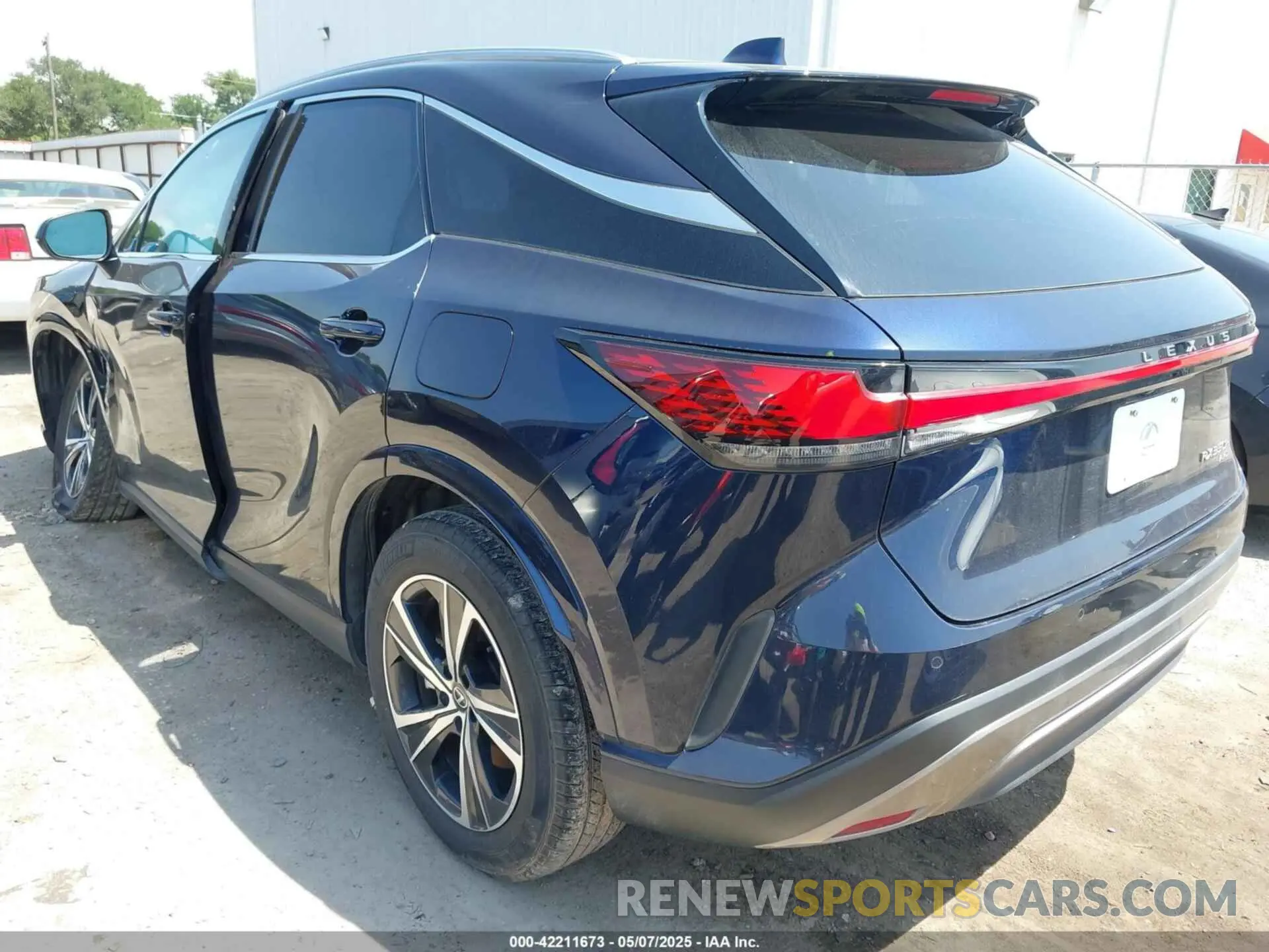 3 Photograph of a damaged car 2T2BBMCA2RC027049 LEXUS RX 350H 2024
