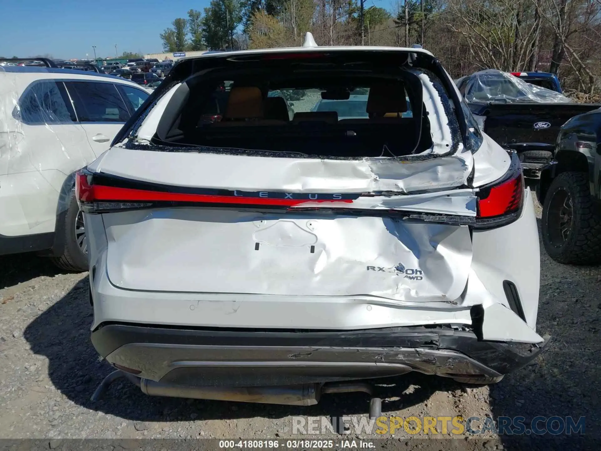 16 Photograph of a damaged car 2T2BBMCA3RC042983 LEXUS RX 350H 2024