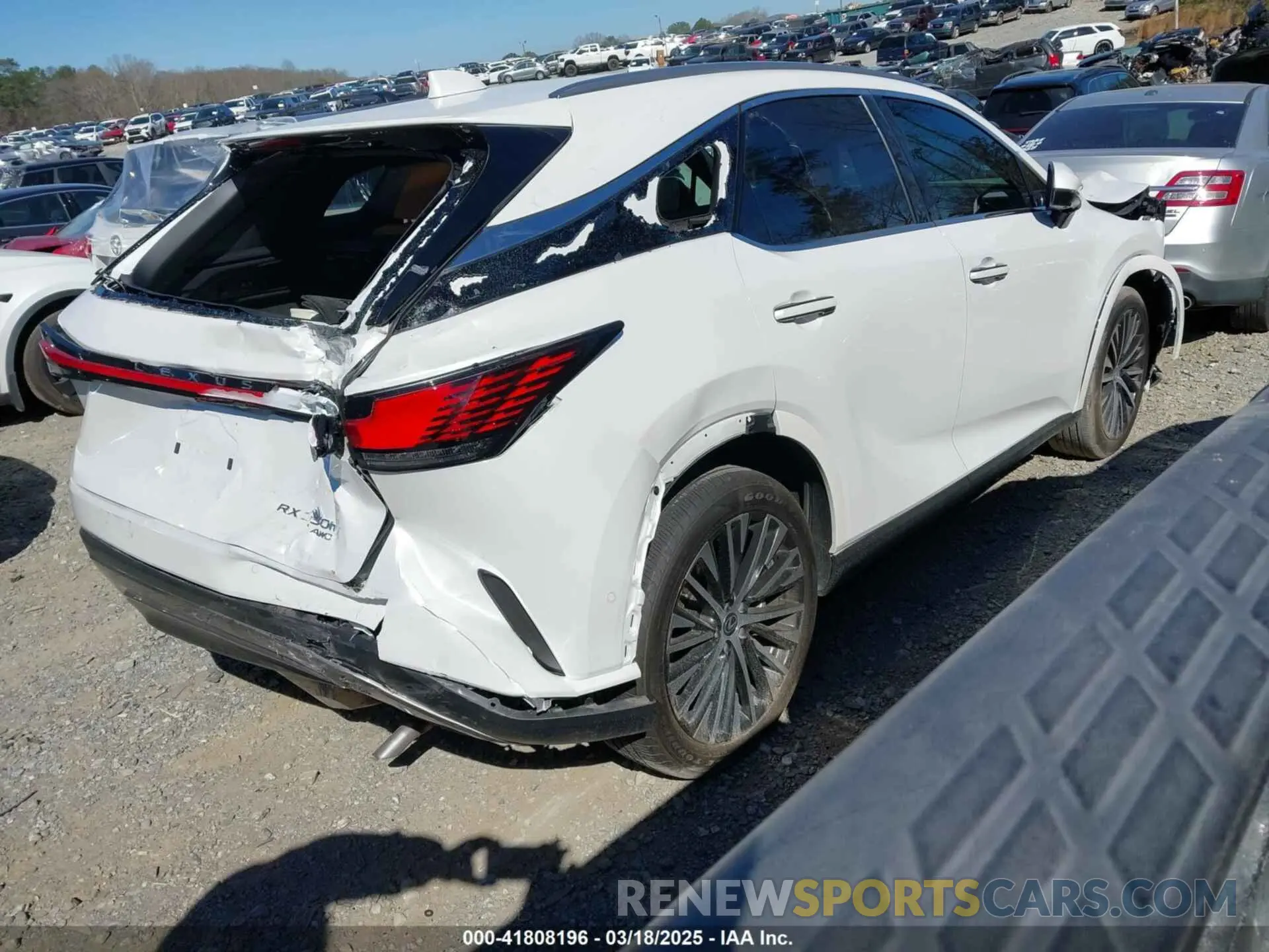 4 Photograph of a damaged car 2T2BBMCA3RC042983 LEXUS RX 350H 2024