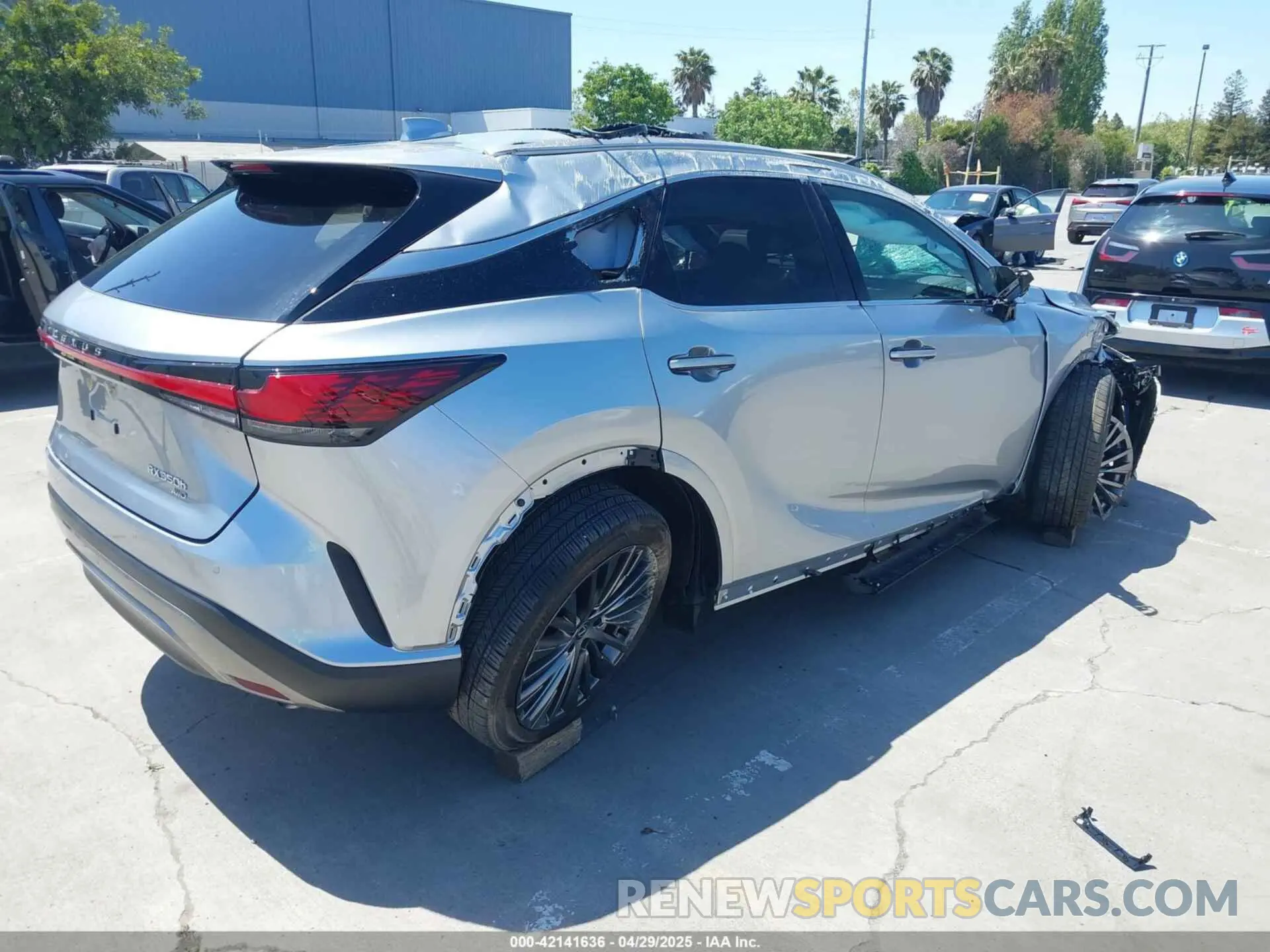 4 Photograph of a damaged car 2T2BBMCA7RC048589 LEXUS RX 350H 2024