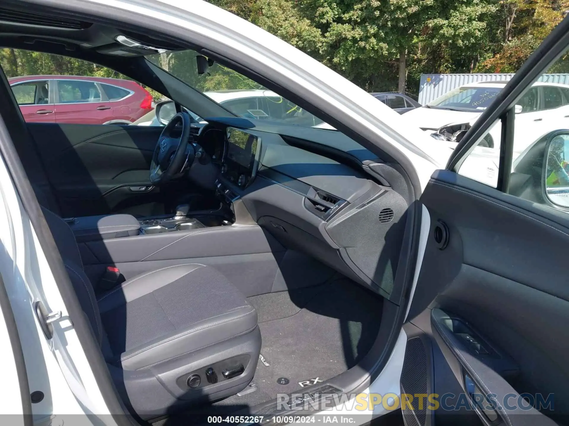 5 Photograph of a damaged car 2T2BBMCA8RC026648 LEXUS RX 350H 2024