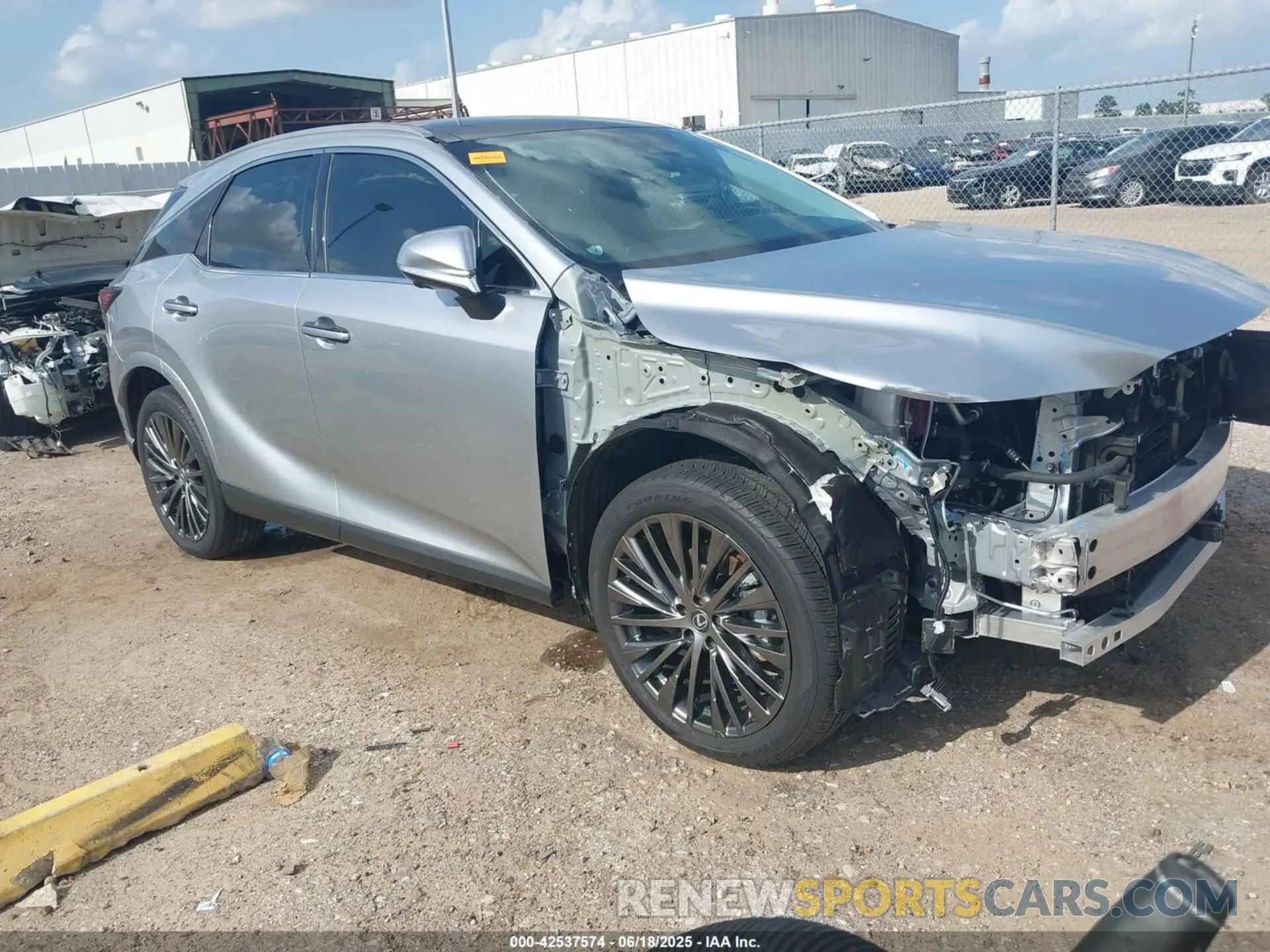 1 Photograph of a damaged car 2T2BBMCA1SC065748 LEXUS RX 350H 2025