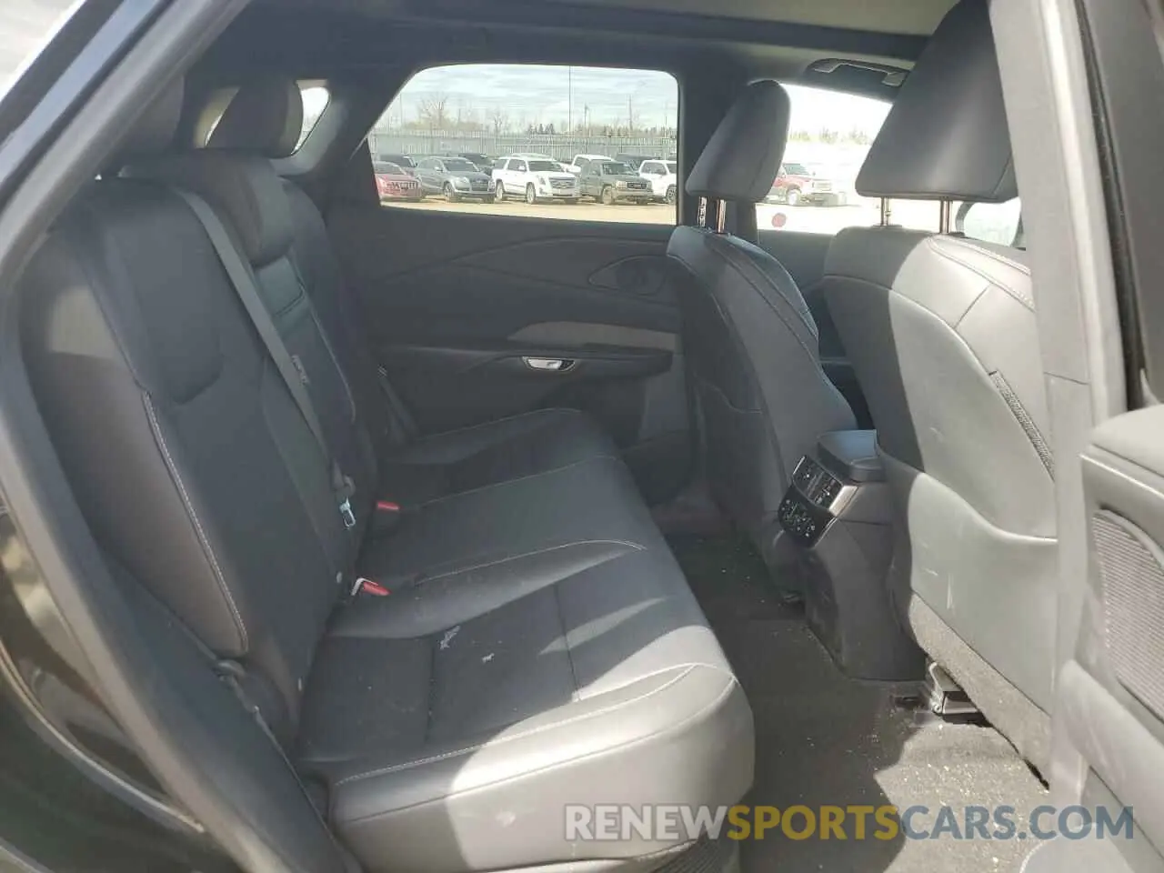 11 Photograph of a damaged car 2T2BBMCA1RC027303 LEXUS RX 350H BA 2024