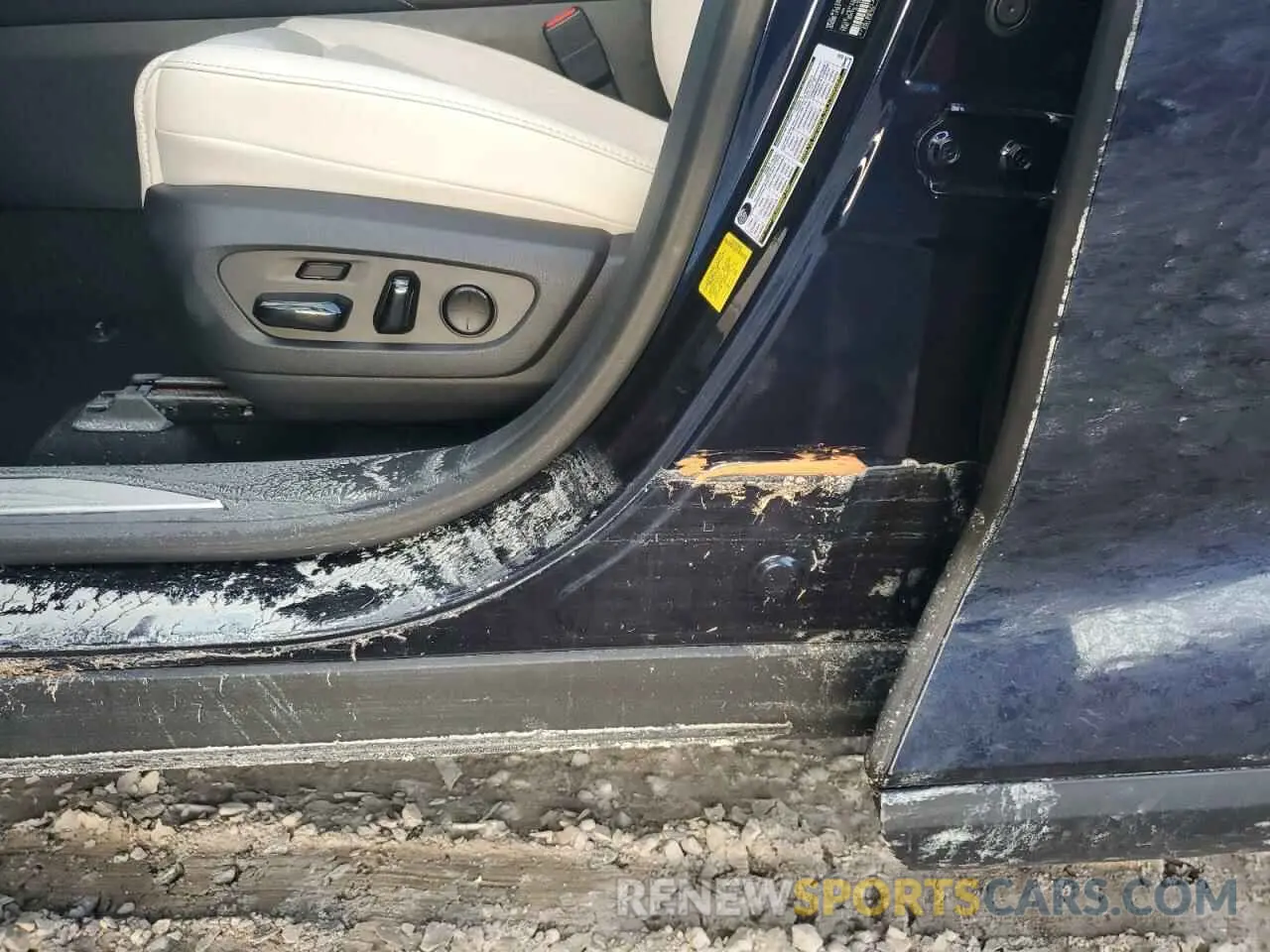 13 Photograph of a damaged car 2T2BBMCA4RC032270 LEXUS RX 350H BA 2024