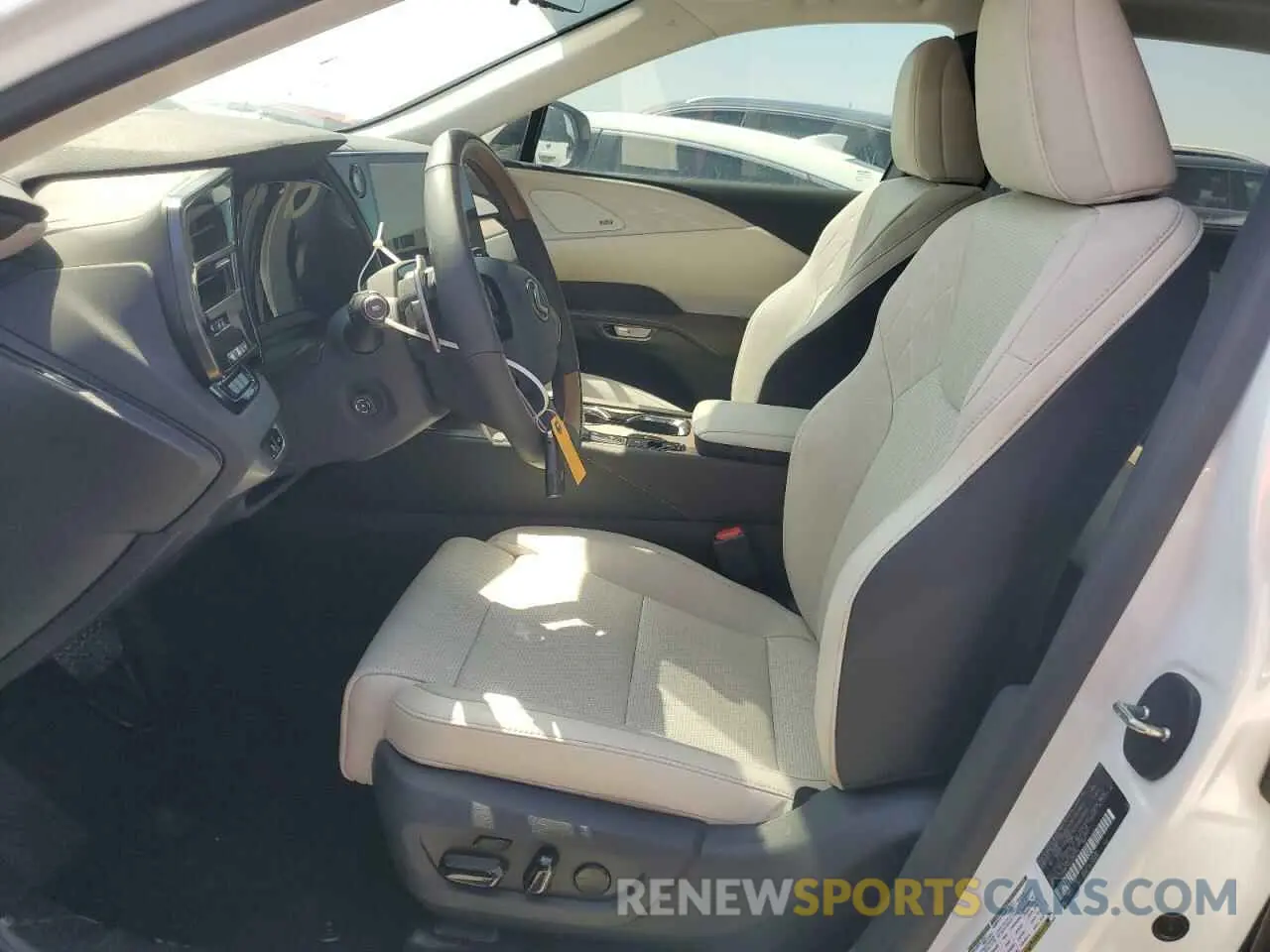 7 Photograph of a damaged car 2T2BBMCA4SC065324 LEXUS RX 350H BA 2025