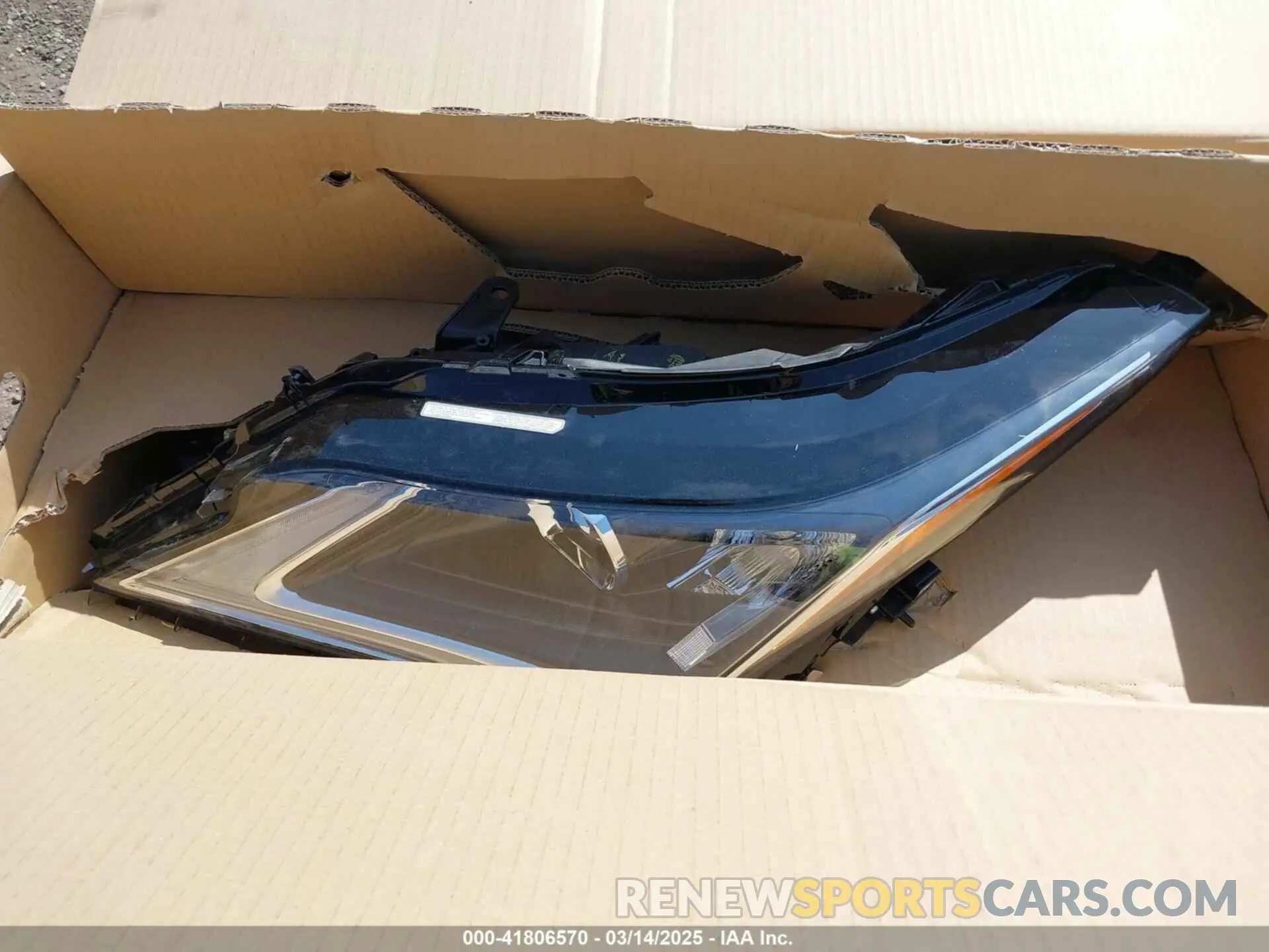 18 Photograph of a damaged car JTJDZKCA2K2018219 LEXUS RX 350L 2019