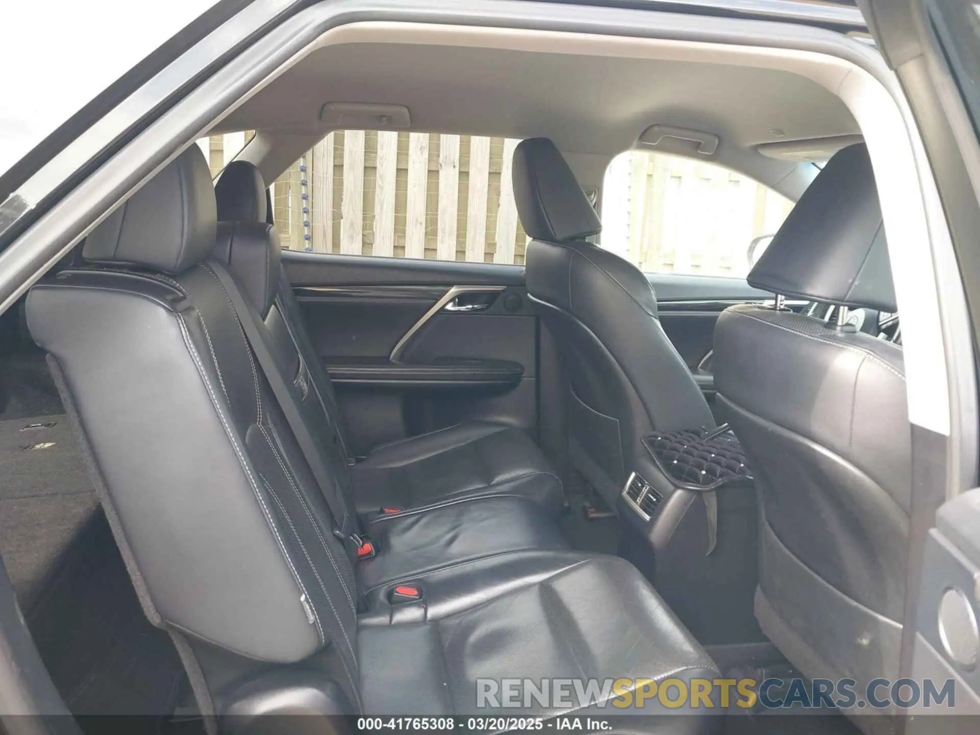 8 Photograph of a damaged car JTJDZKCA7K2017342 LEXUS RX 350L 2019