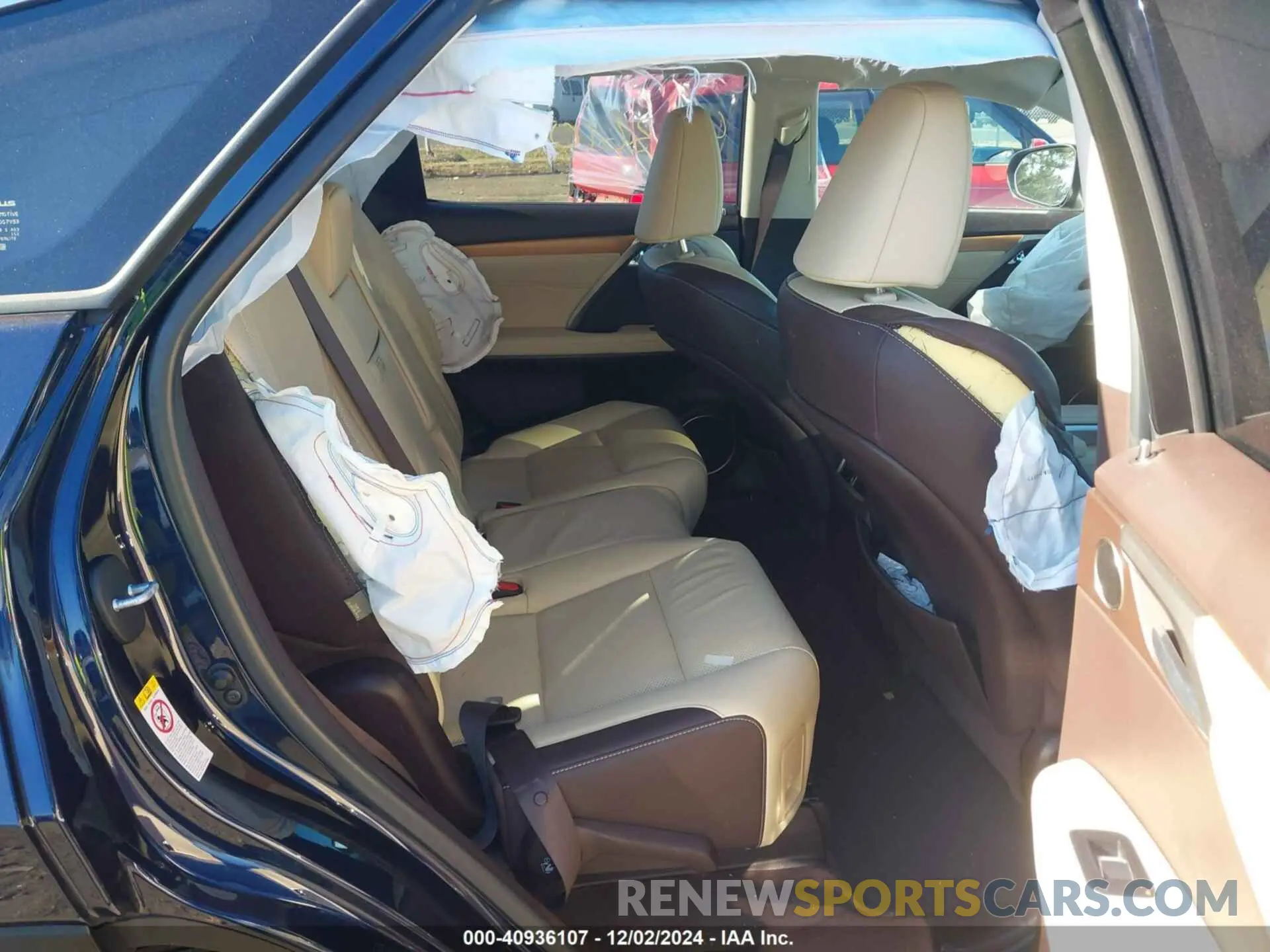 8 Photograph of a damaged car JTJDZKCA8K2015082 LEXUS RX 350L 2019