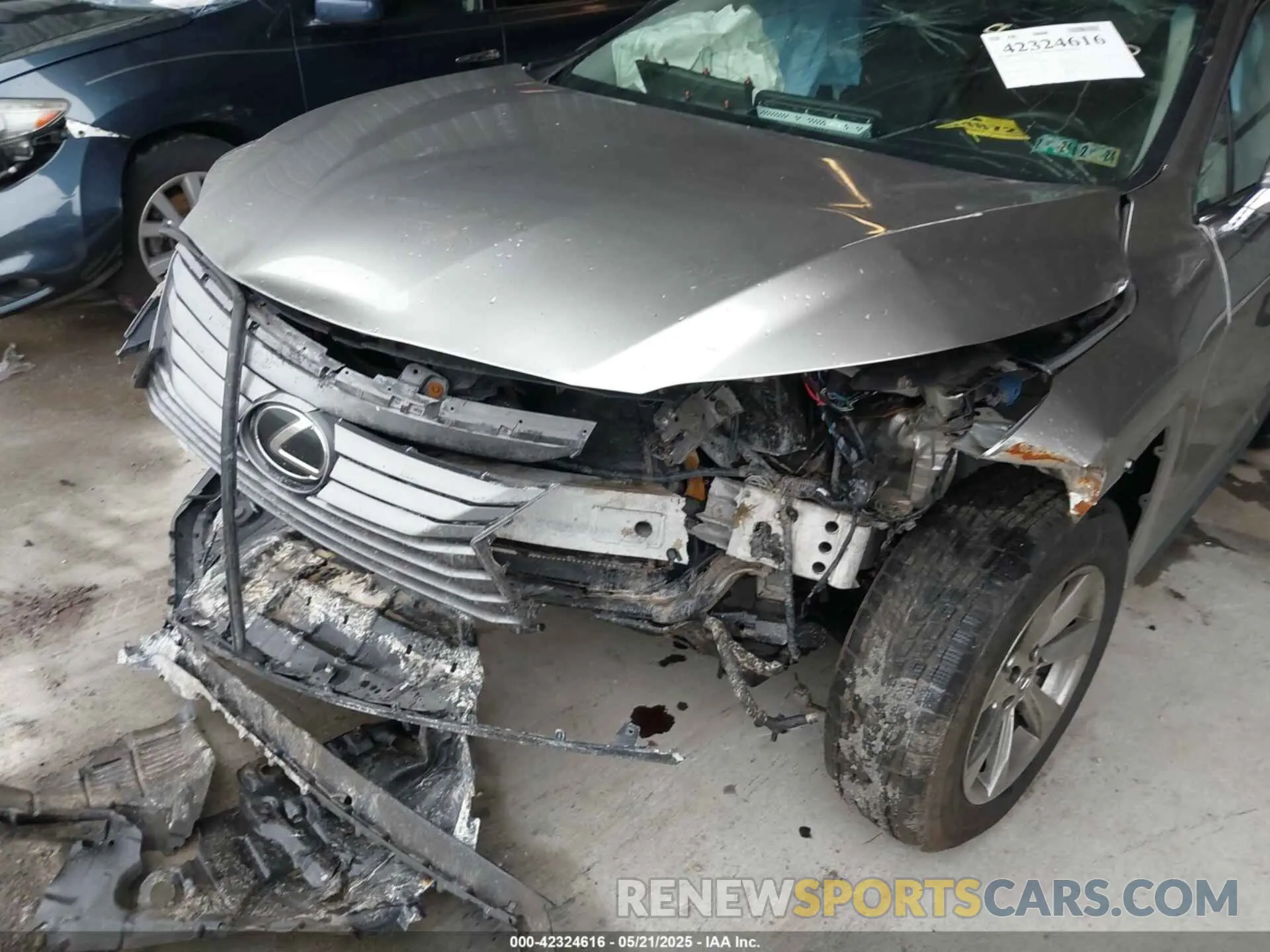 6 Photograph of a damaged car JTJDZKCA8K2019648 LEXUS RX 350L 2019