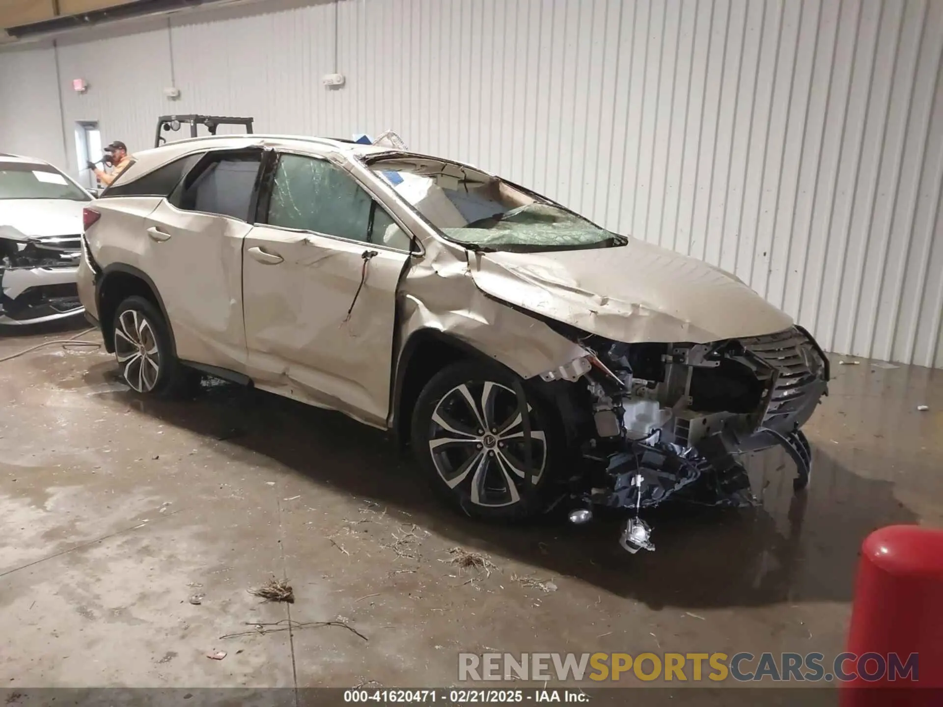 1 Photograph of a damaged car JTJDZKCA9K2019772 LEXUS RX 350L 2019