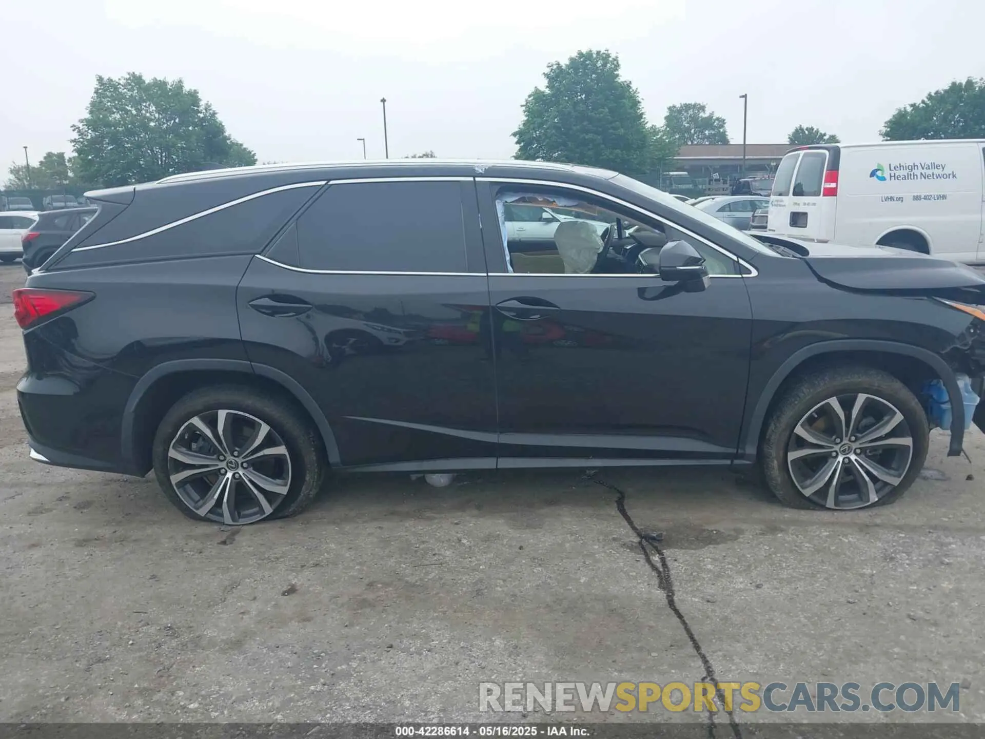 12 Photograph of a damaged car JTJDZKCA9K2020131 LEXUS RX 350L 2019