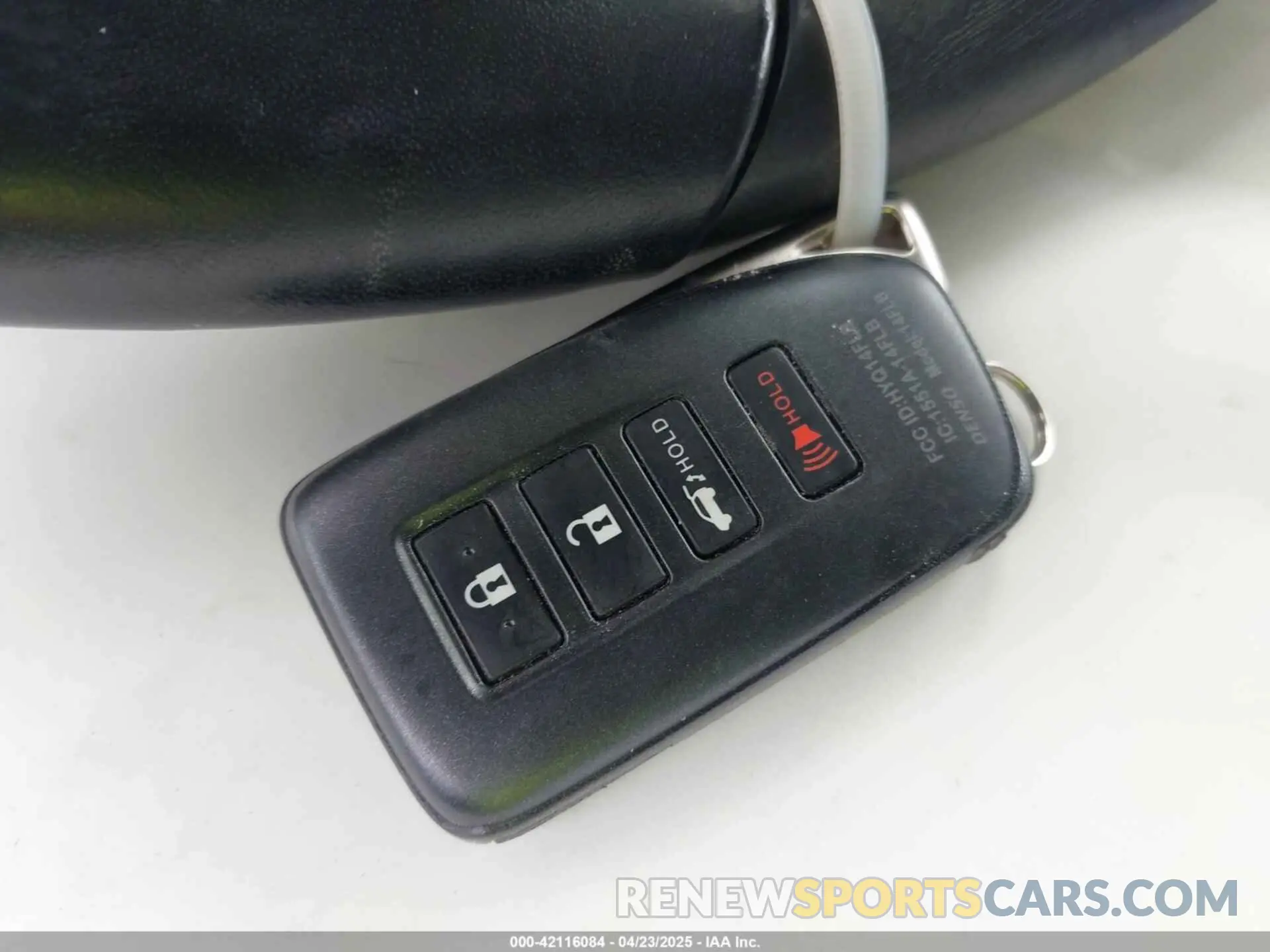 11 Photograph of a damaged car JTJHZKEA4N2023876 LEXUS RX 350L 2022