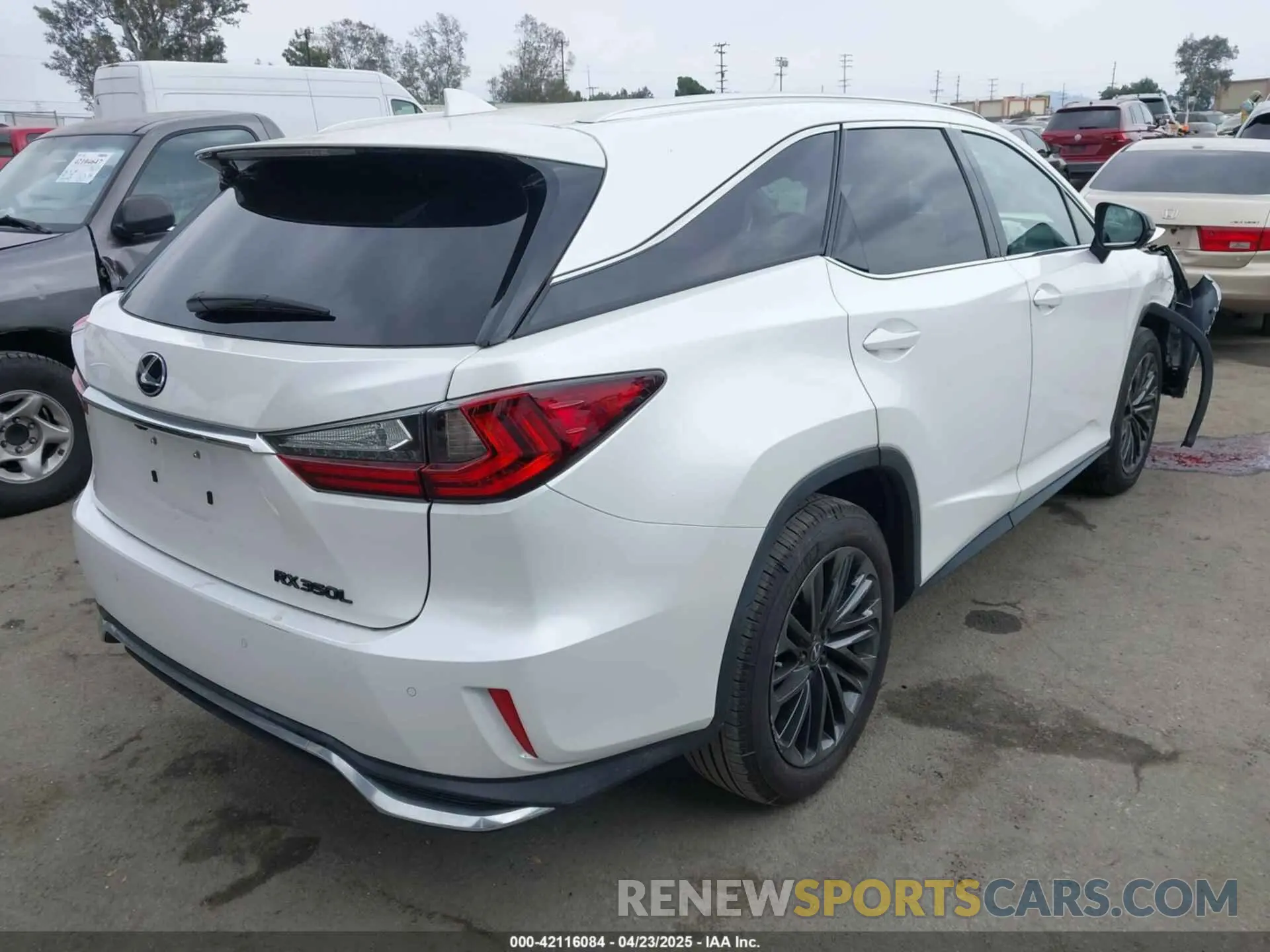 4 Photograph of a damaged car JTJHZKEA4N2023876 LEXUS RX 350L 2022
