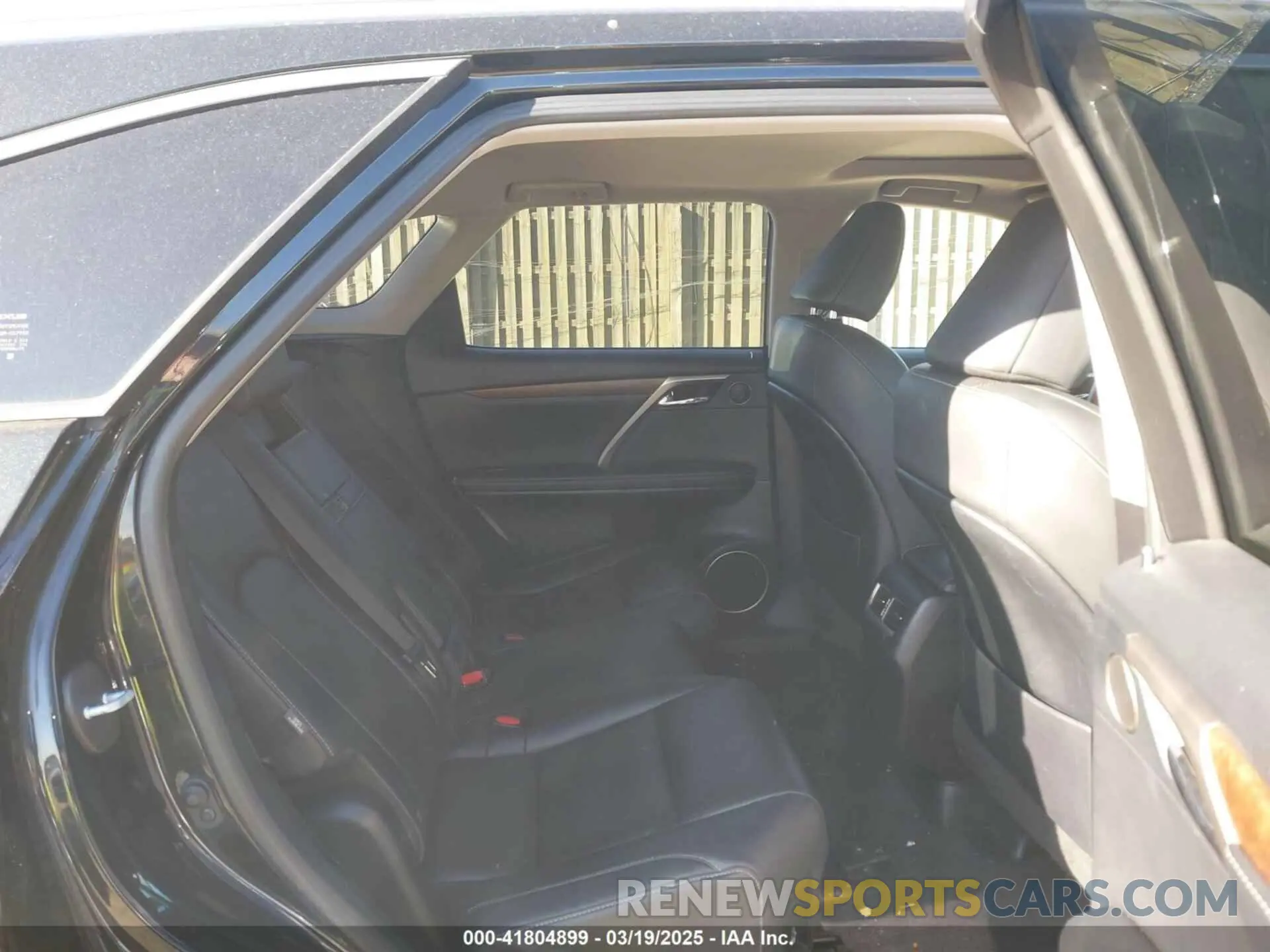 8 Photograph of a damaged car JTJHZKFA7N2037057 LEXUS RX 350L 2022