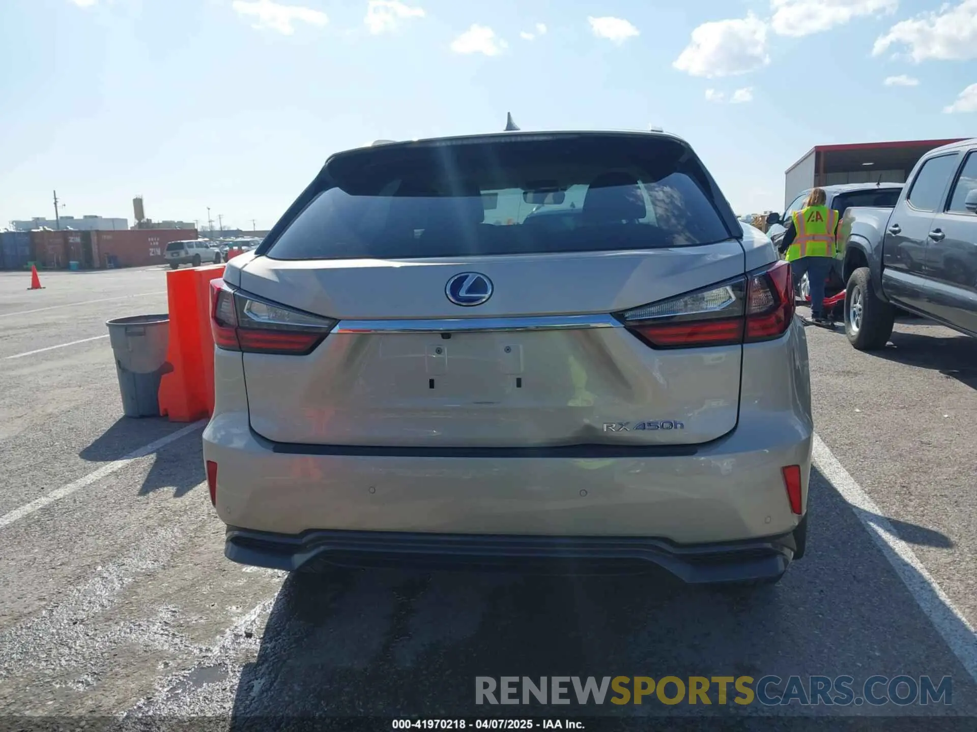 16 Photograph of a damaged car 2T2BGMCA3KC040061 LEXUS RX 450H 2019
