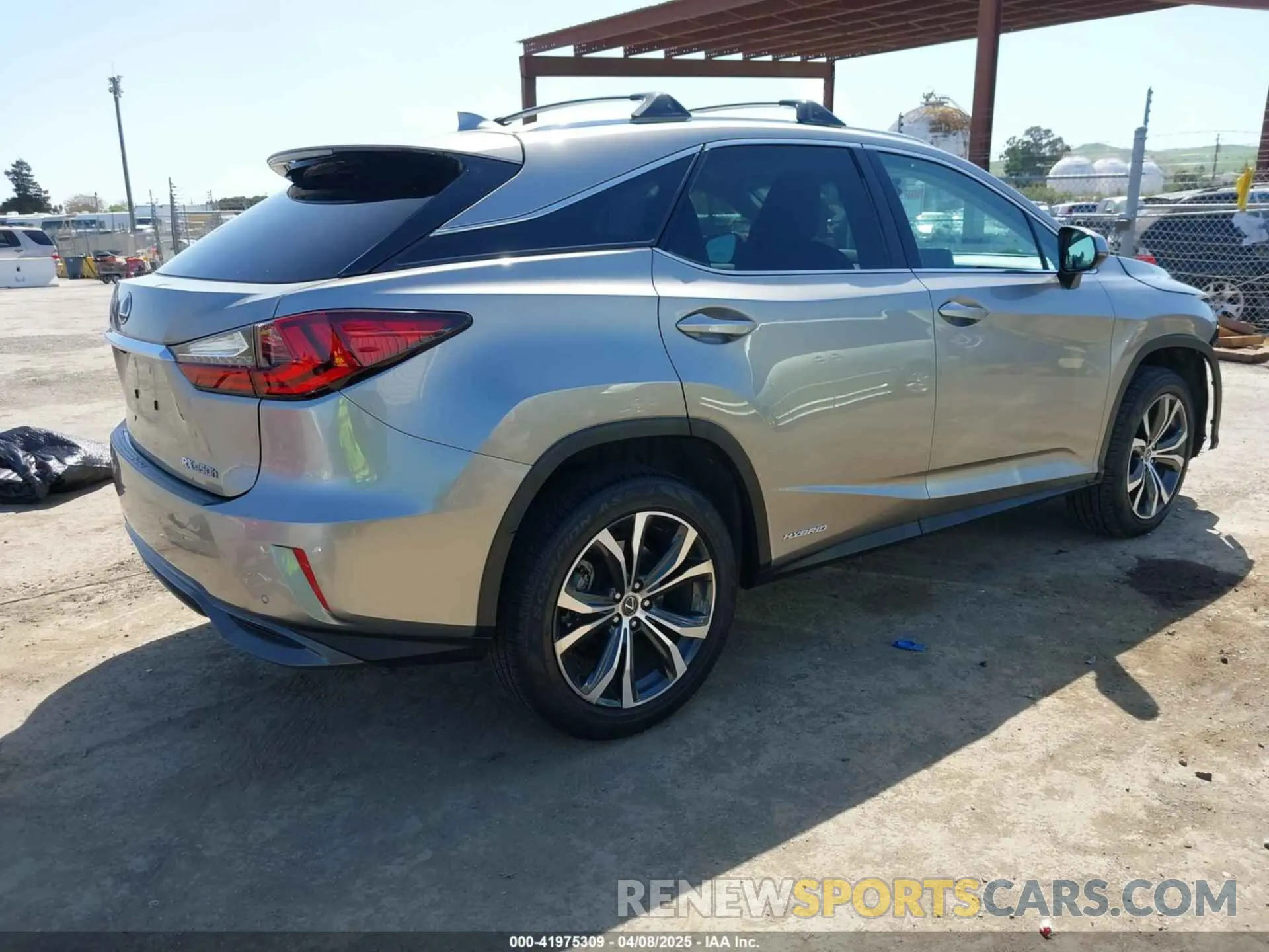 4 Photograph of a damaged car 2T2BGMCA4KC042885 LEXUS RX 450H 2019
