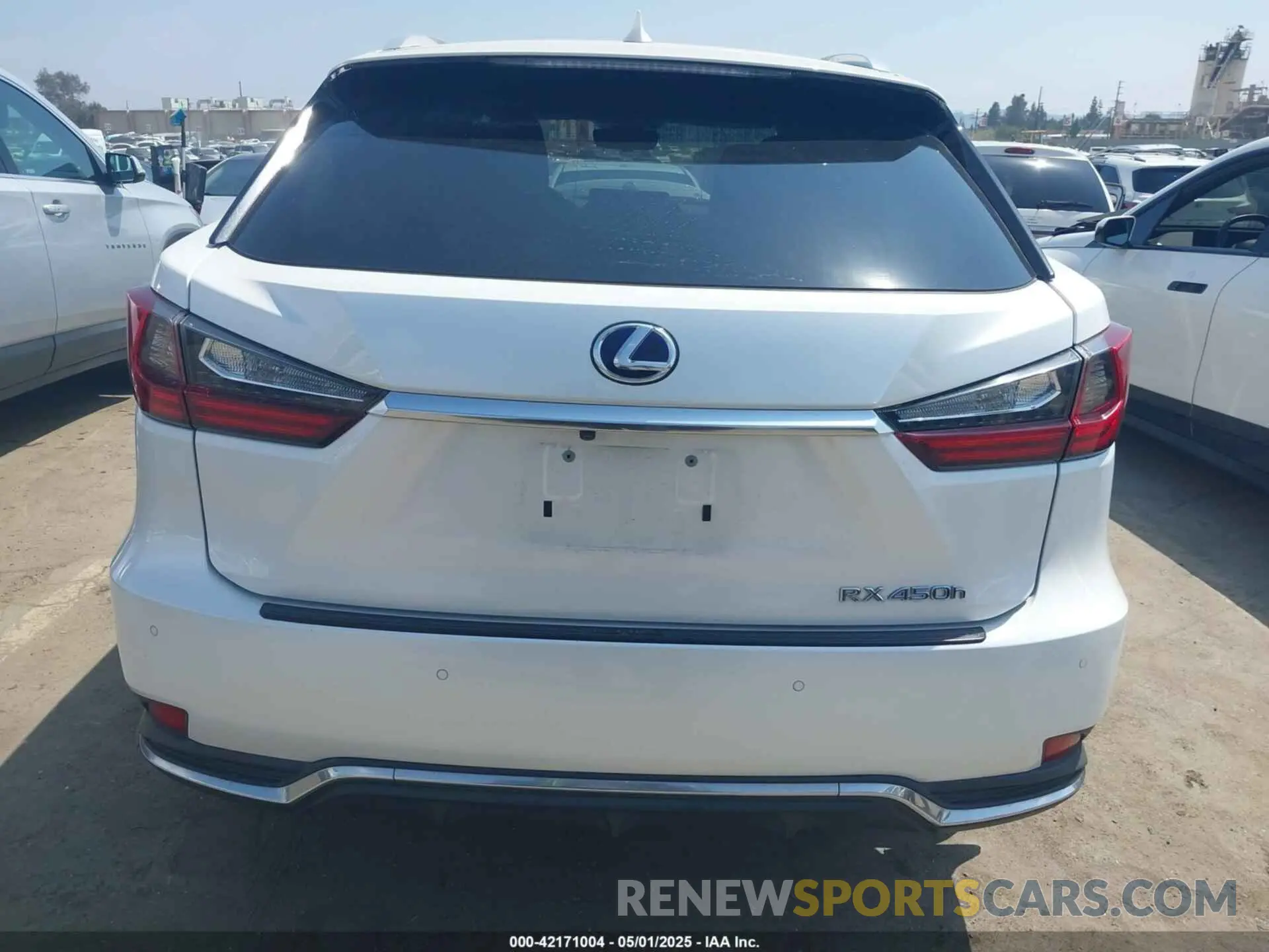 16 Photograph of a damaged car 2T2HGMDA4LC050687 LEXUS RX 450H 2020
