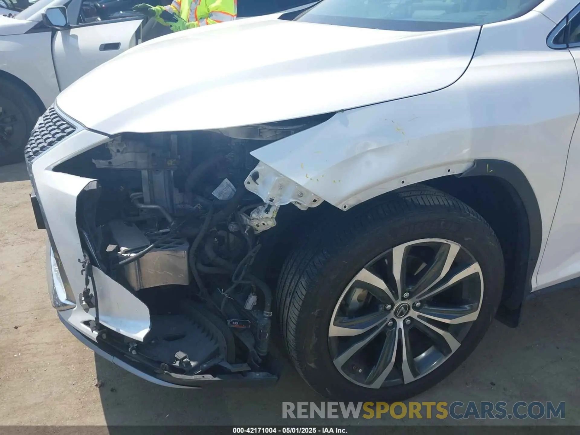 6 Photograph of a damaged car 2T2HGMDA4LC050687 LEXUS RX 450H 2020
