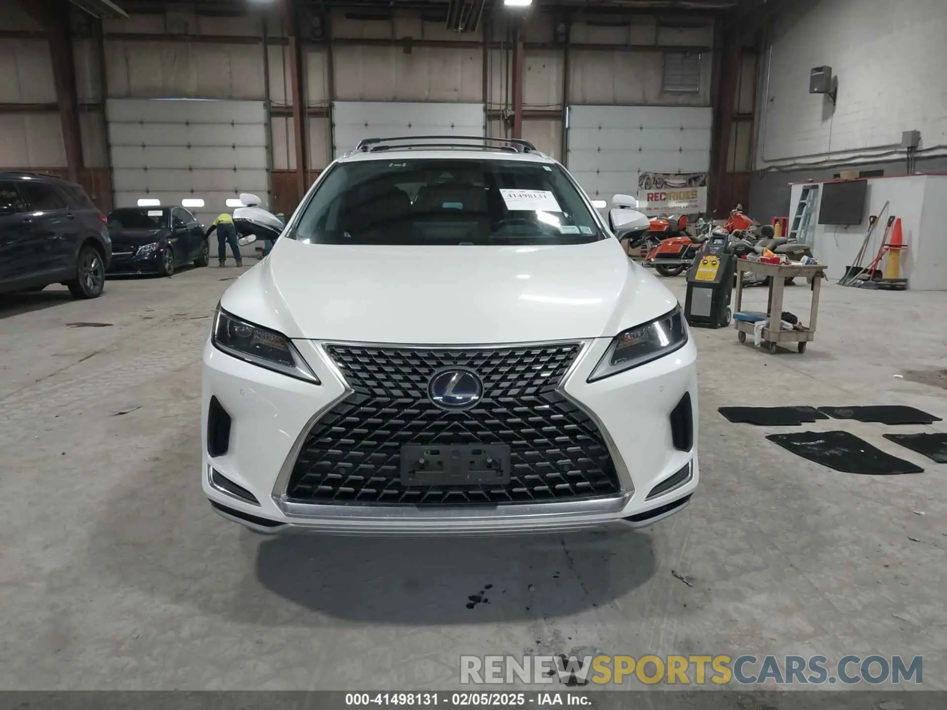 12 Photograph of a damaged car 2T2HGMDA9LC043542 LEXUS RX 450H 2020
