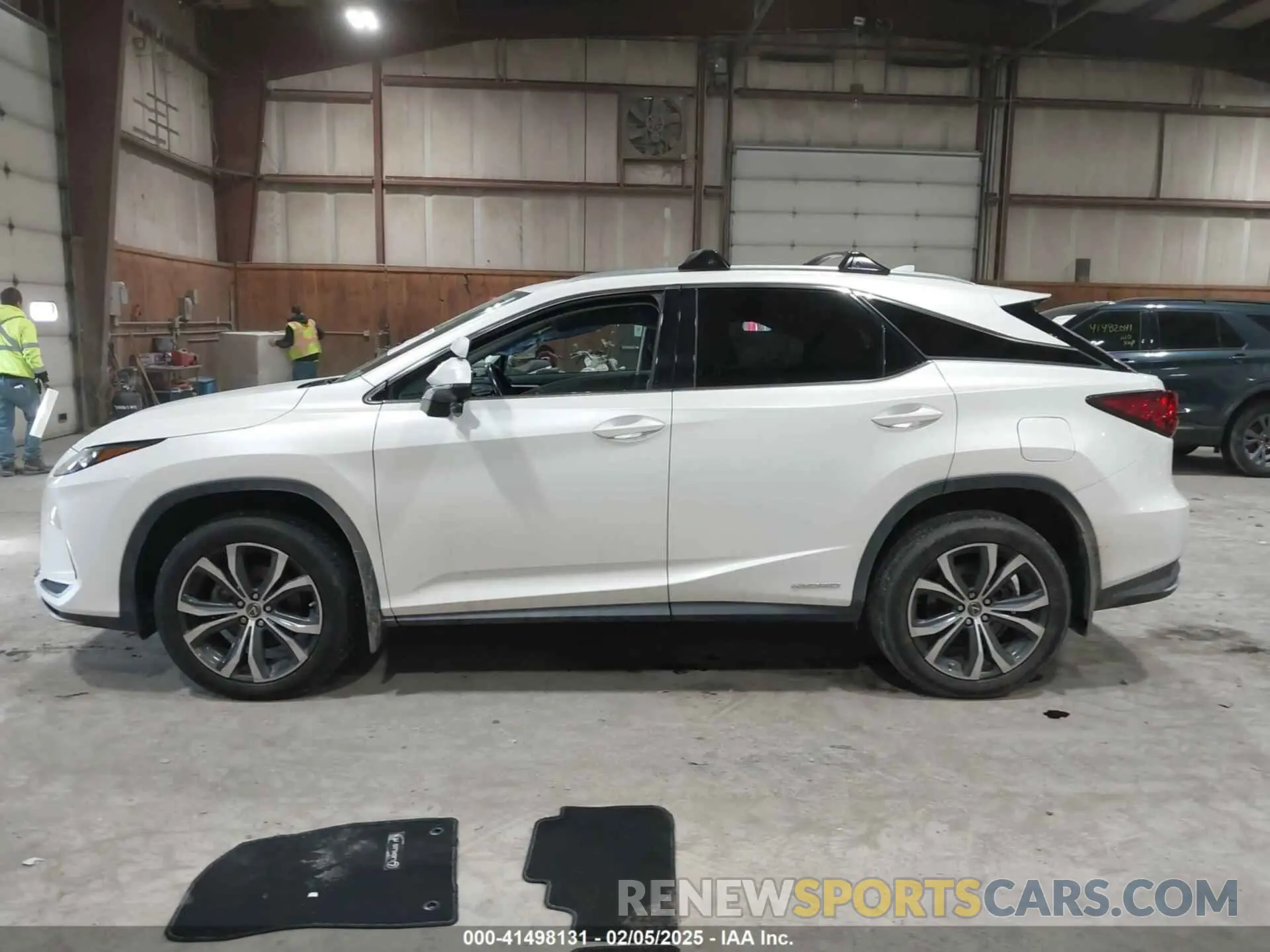 14 Photograph of a damaged car 2T2HGMDA9LC043542 LEXUS RX 450H 2020