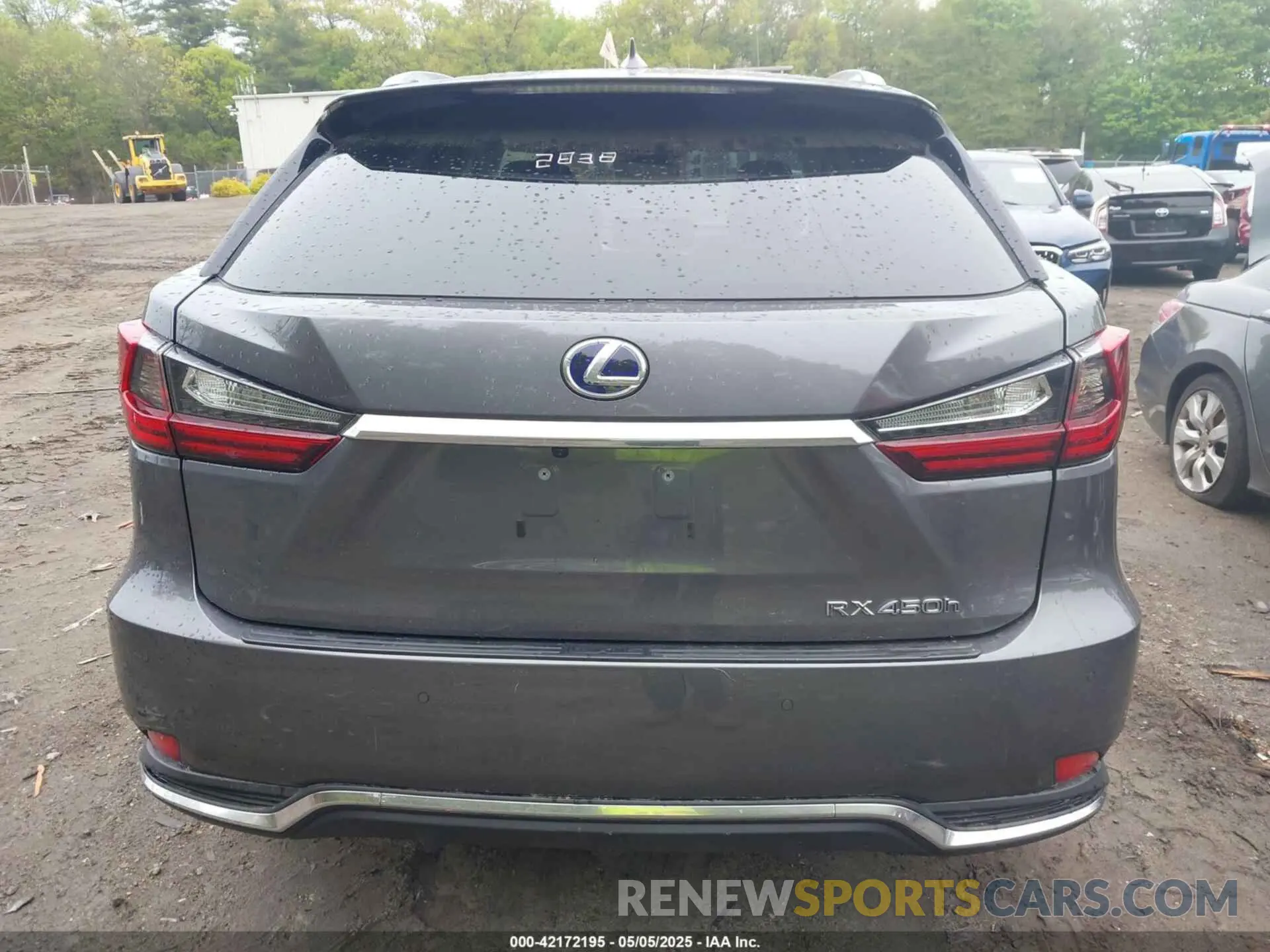 17 Photograph of a damaged car 2T2HGMDA7MC058171 LEXUS RX 450H 2021