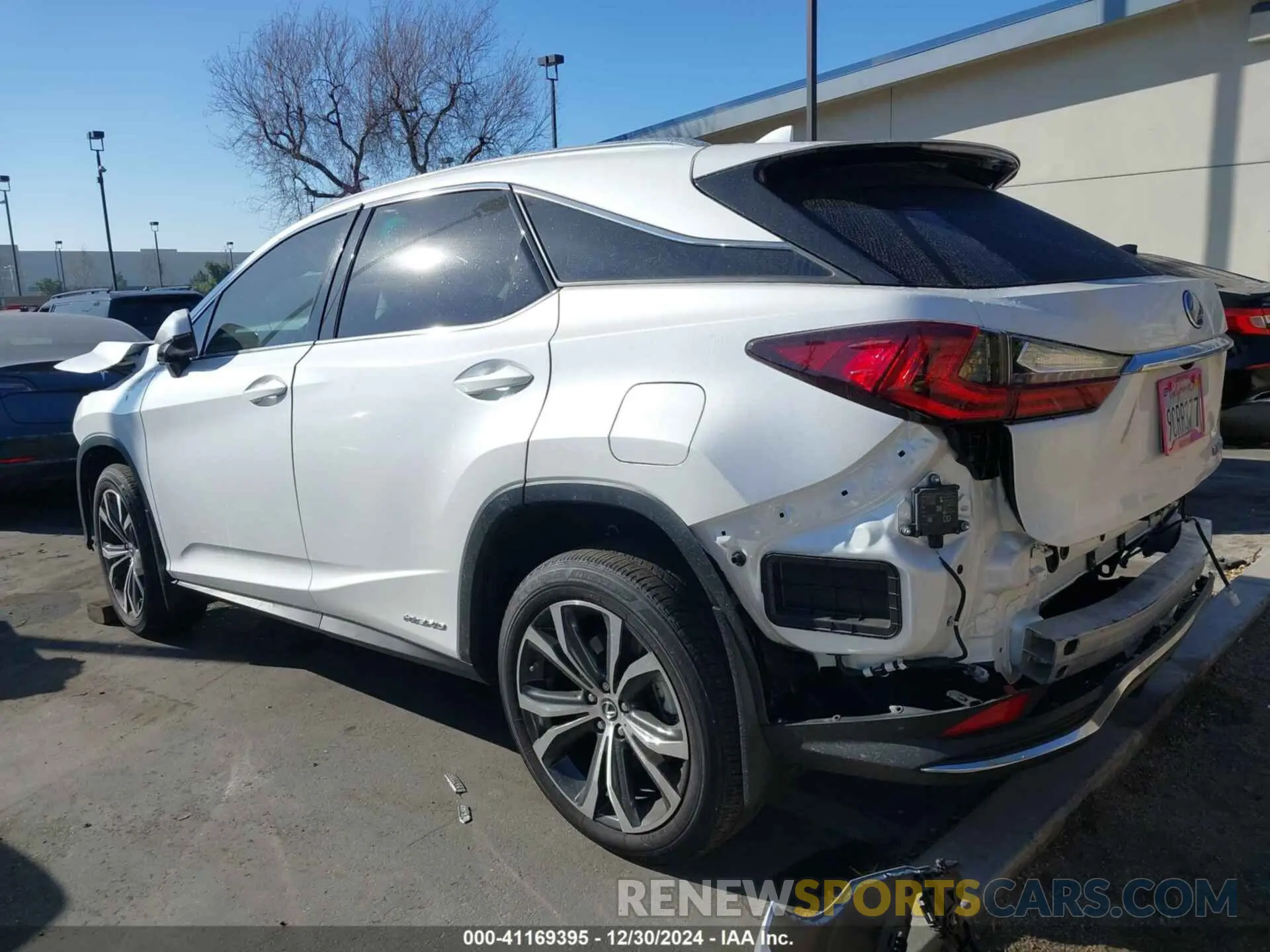 3 Photograph of a damaged car 2T2HGMDA5NC090764 LEXUS RX 450H 2022