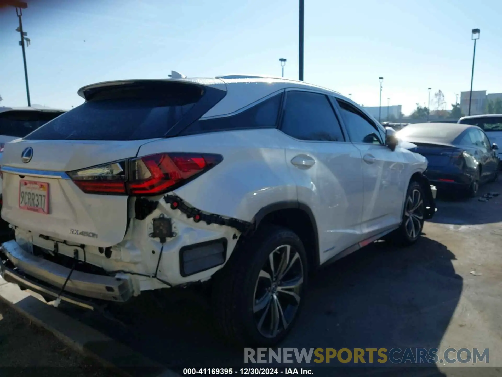 4 Photograph of a damaged car 2T2HGMDA5NC090764 LEXUS RX 450H 2022
