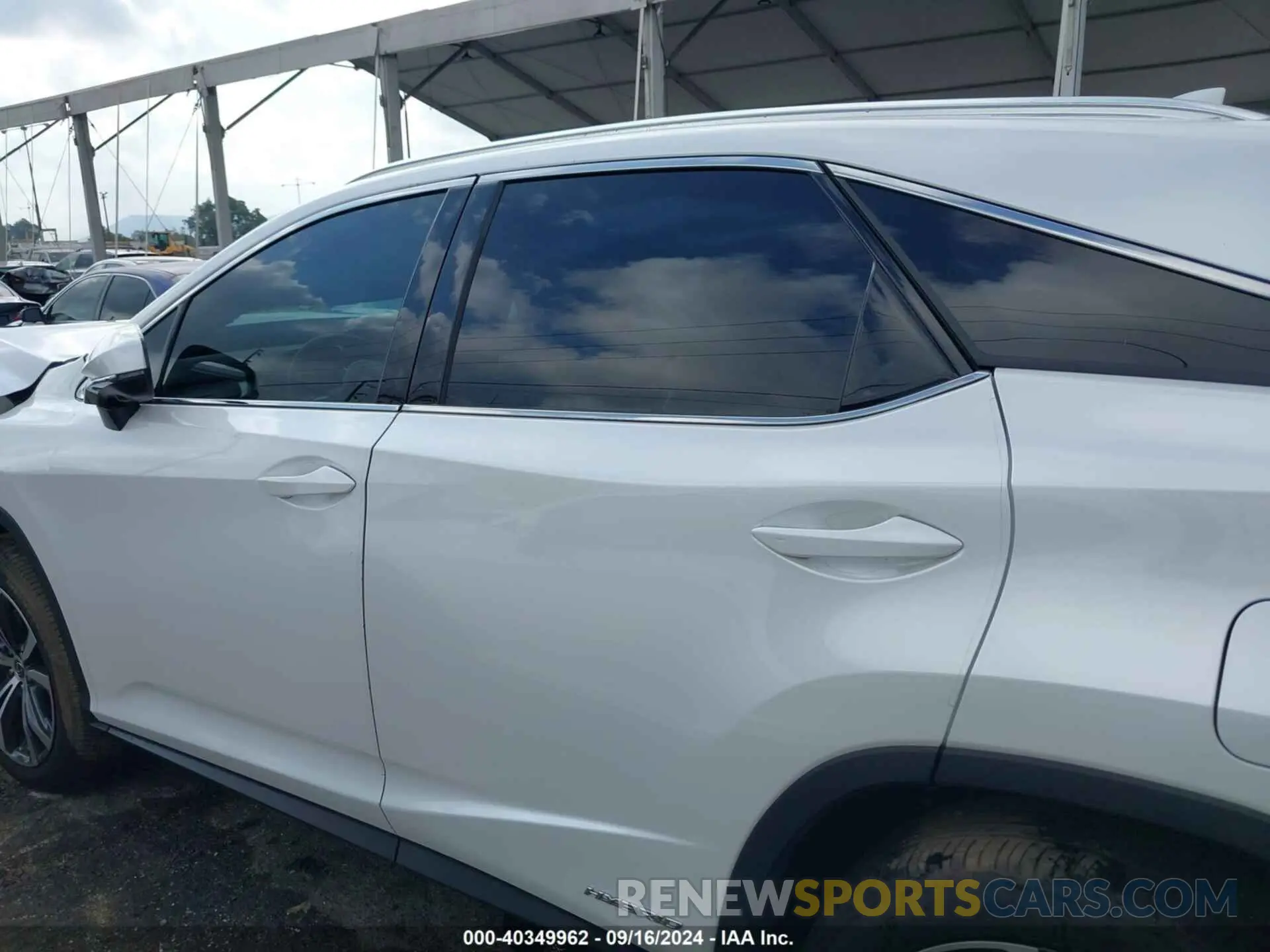 14 Photograph of a damaged car 2T2HGMDA7NC093178 LEXUS RX 450H 2022