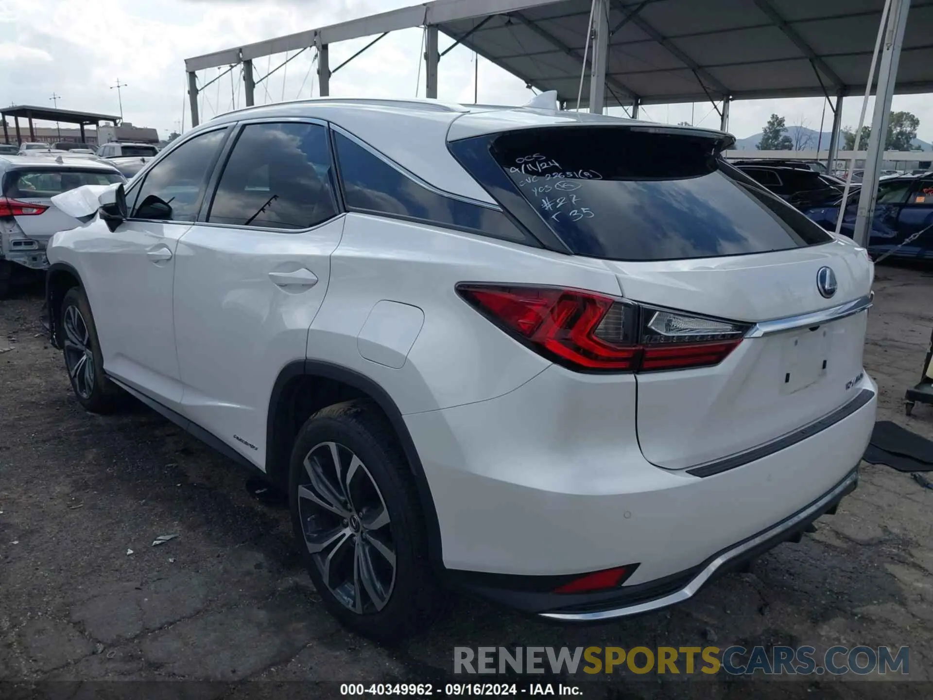 3 Photograph of a damaged car 2T2HGMDA7NC093178 LEXUS RX 450H 2022